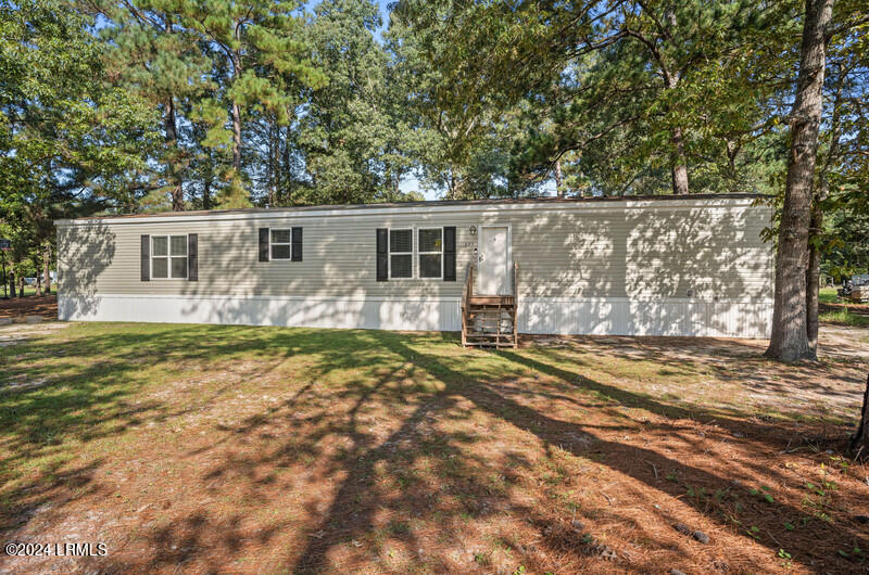 222 Belfast Street Property Photo 1