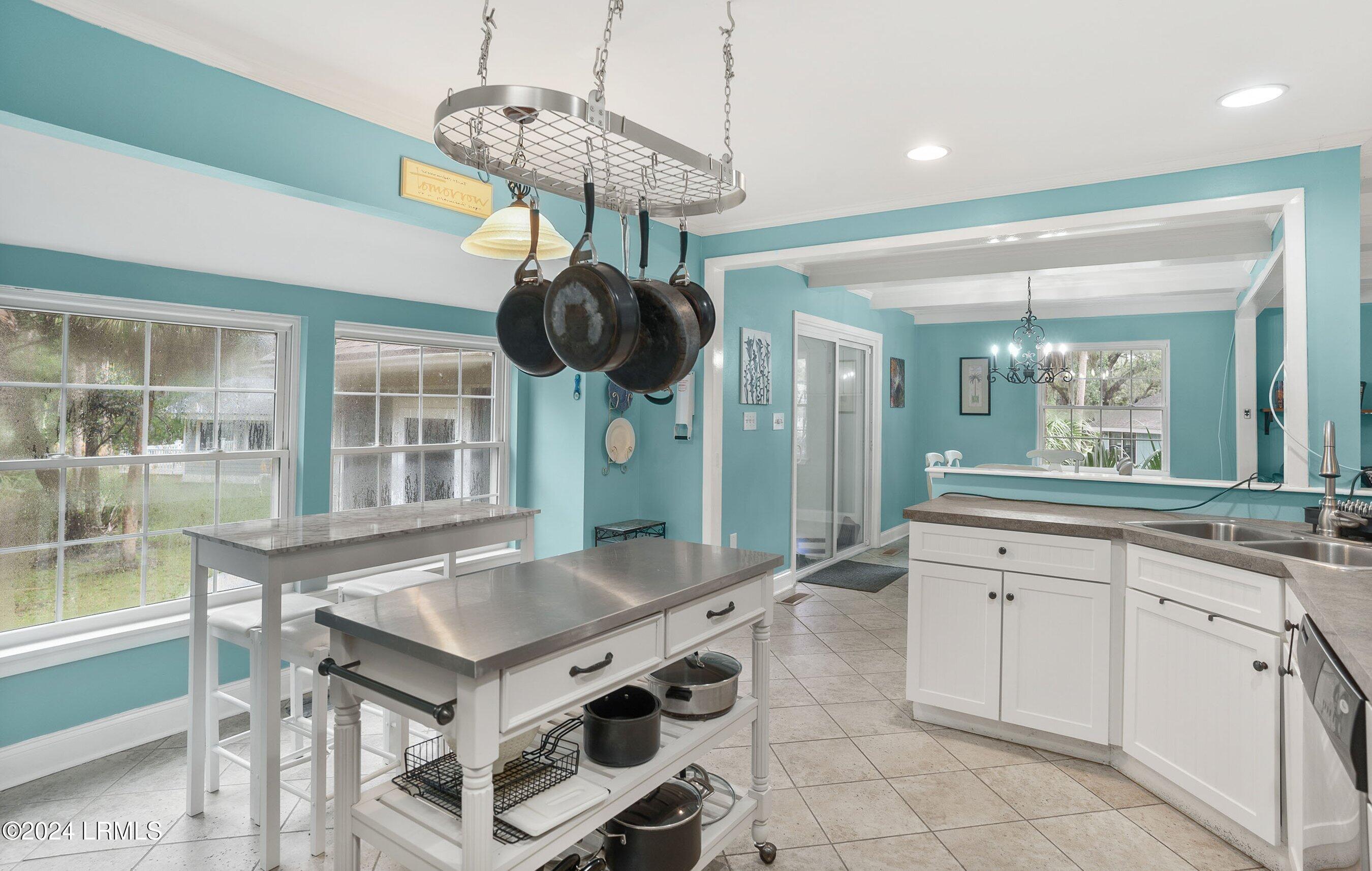 500 Remora Drive Property Photo 13