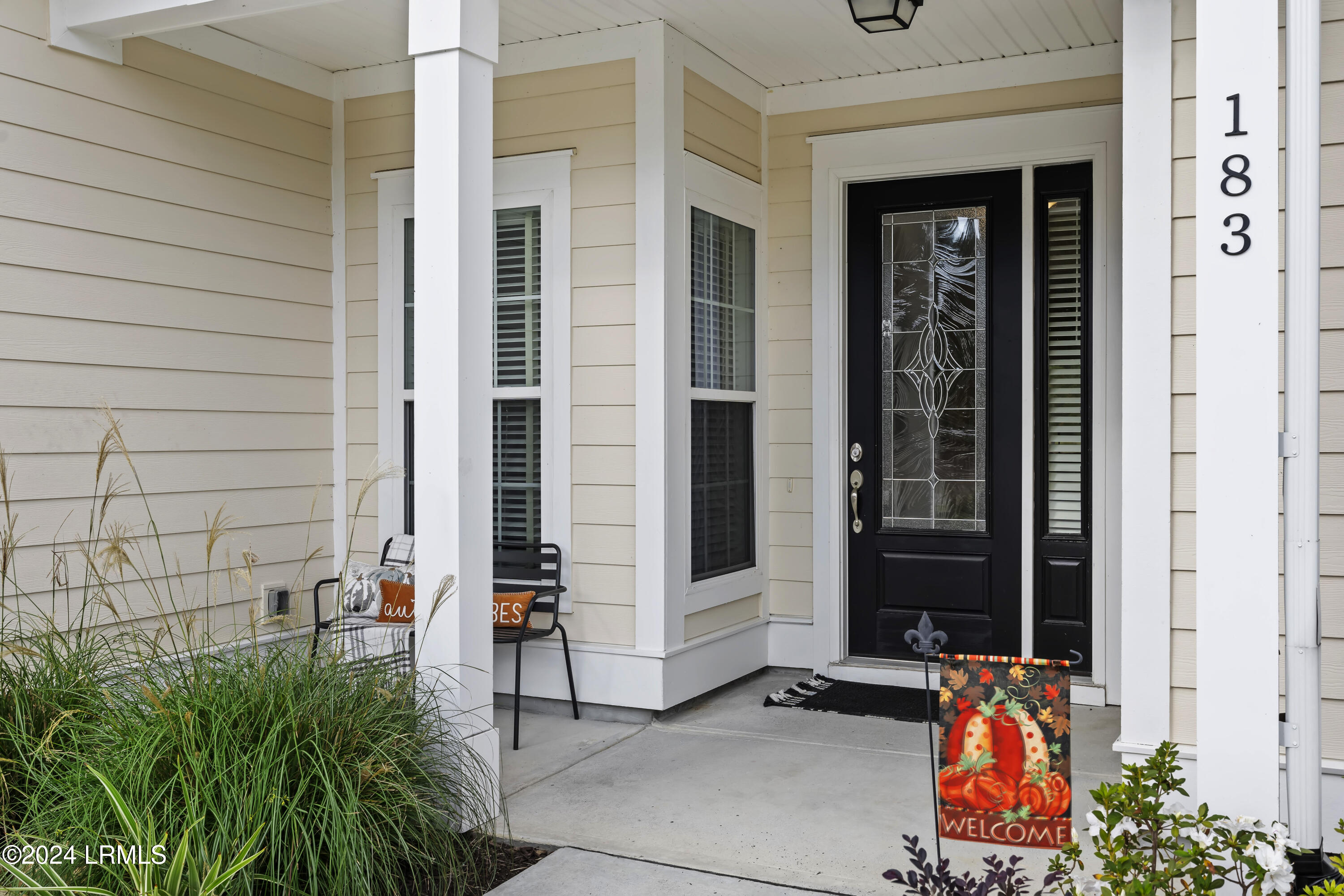 183 Club Way Property Photo 4