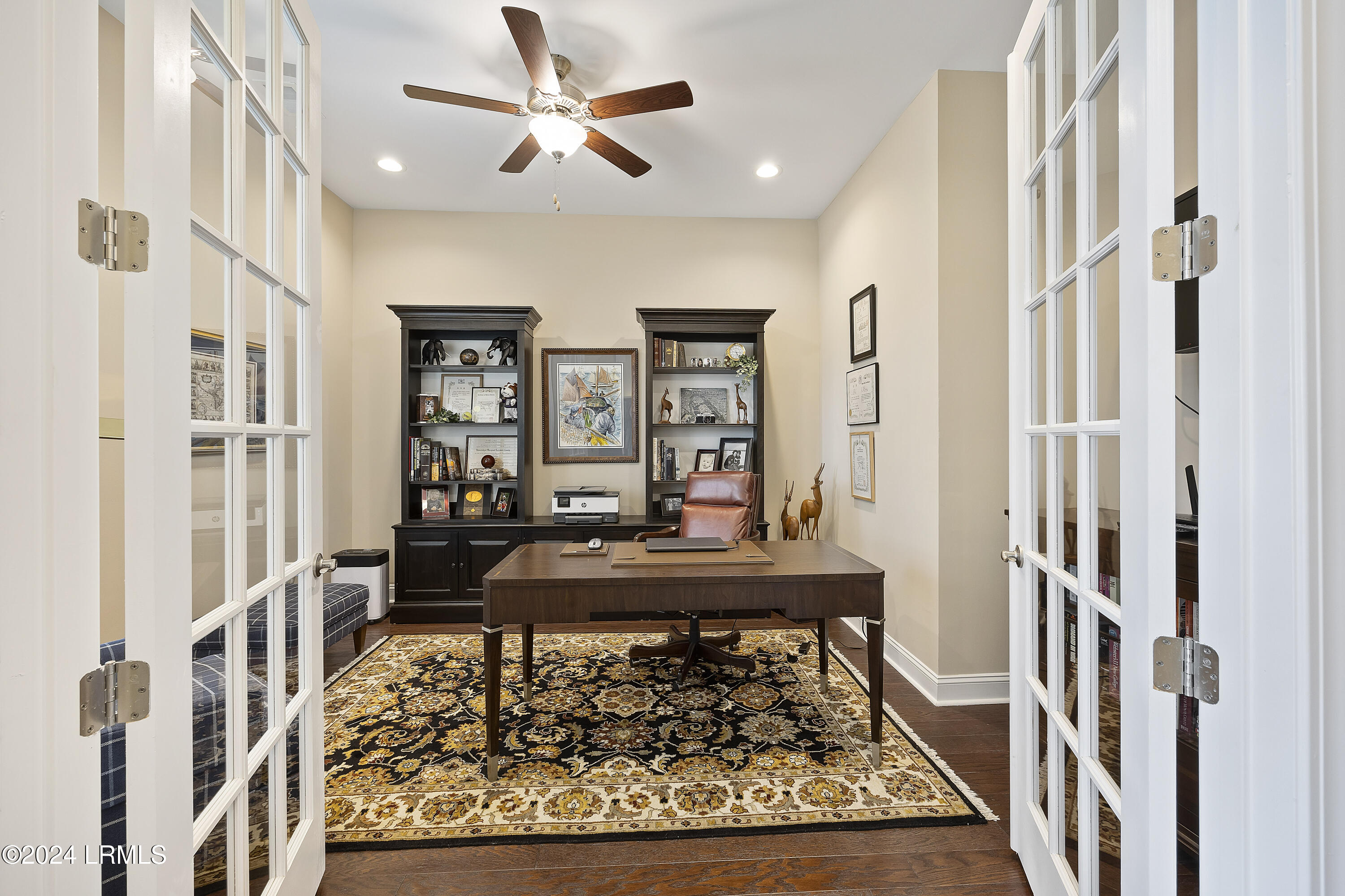 183 Club Way Property Photo 6