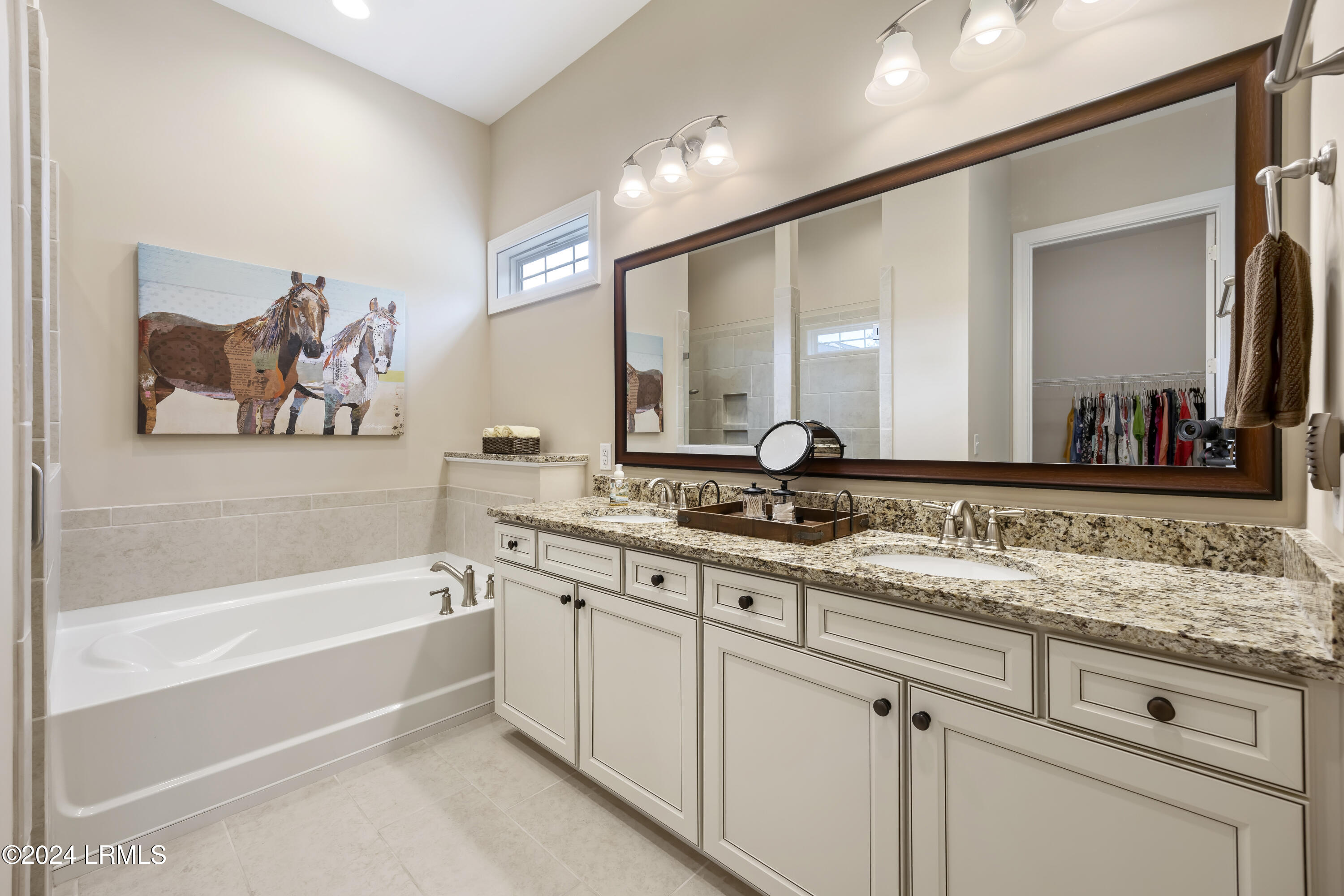 183 Club Way Property Photo 37
