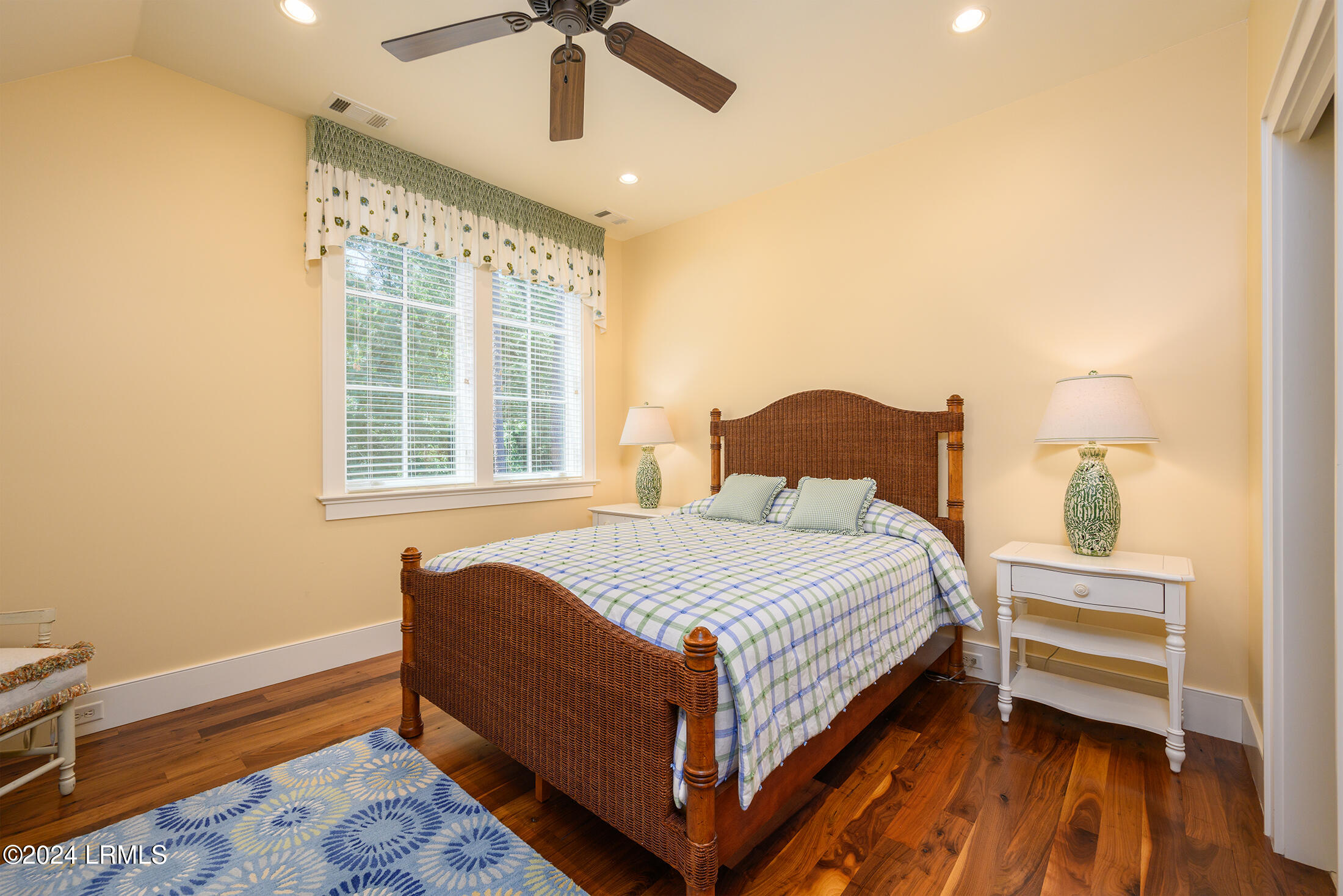 2 Kestral Court Property Photo 38