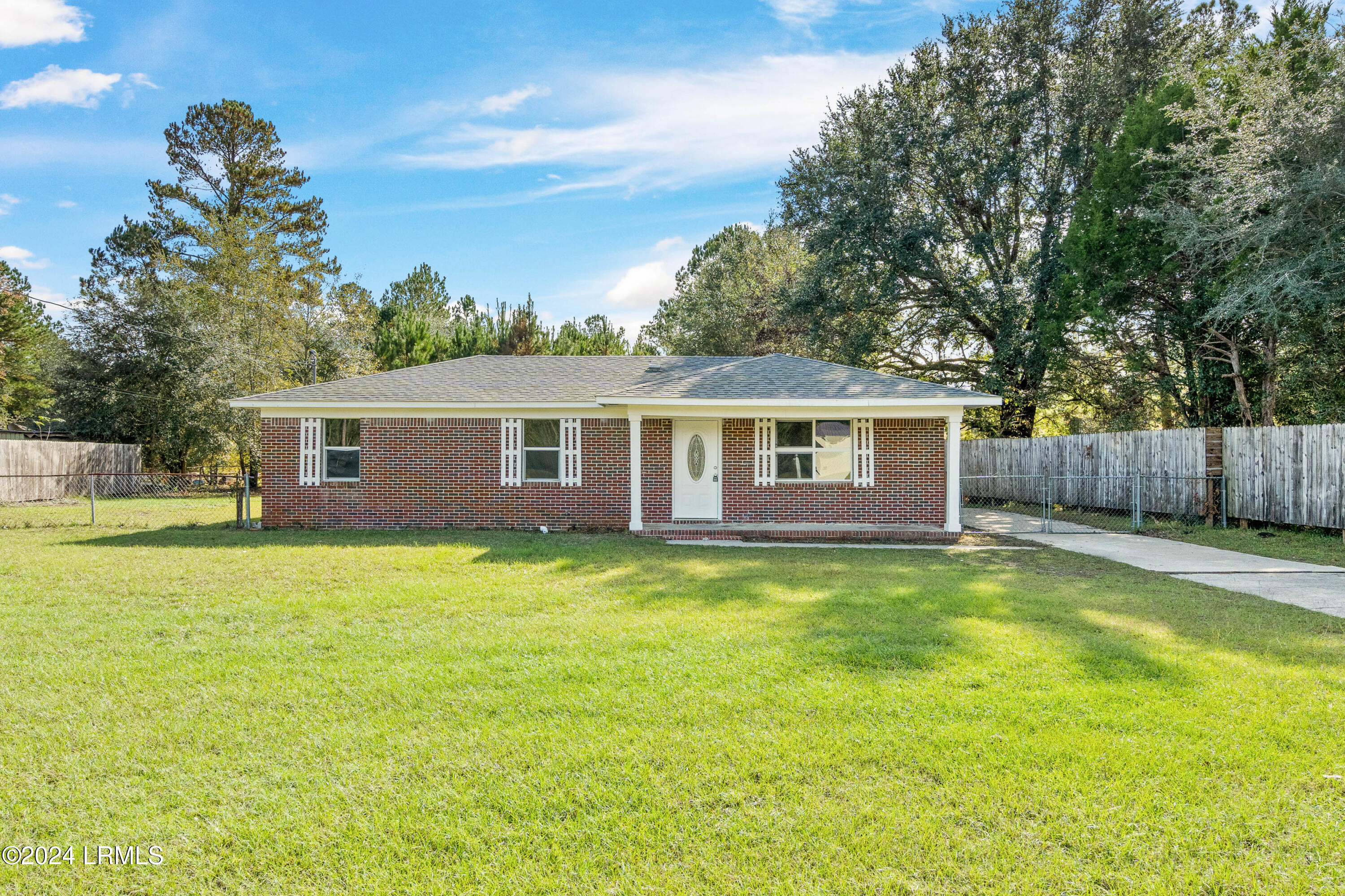 3668 Charleston Highway Property Photo
