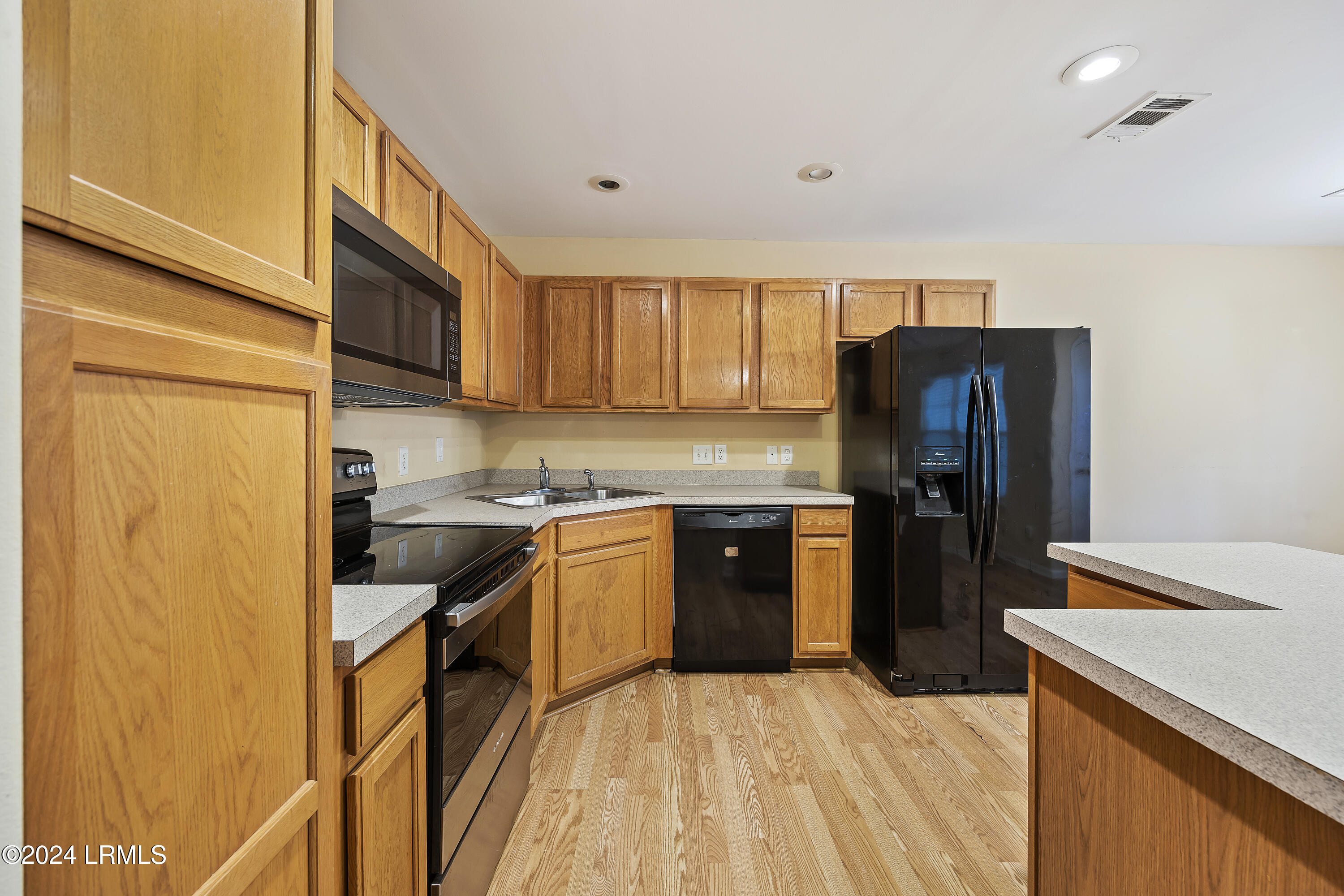 305 Cross Road Property Photo 17