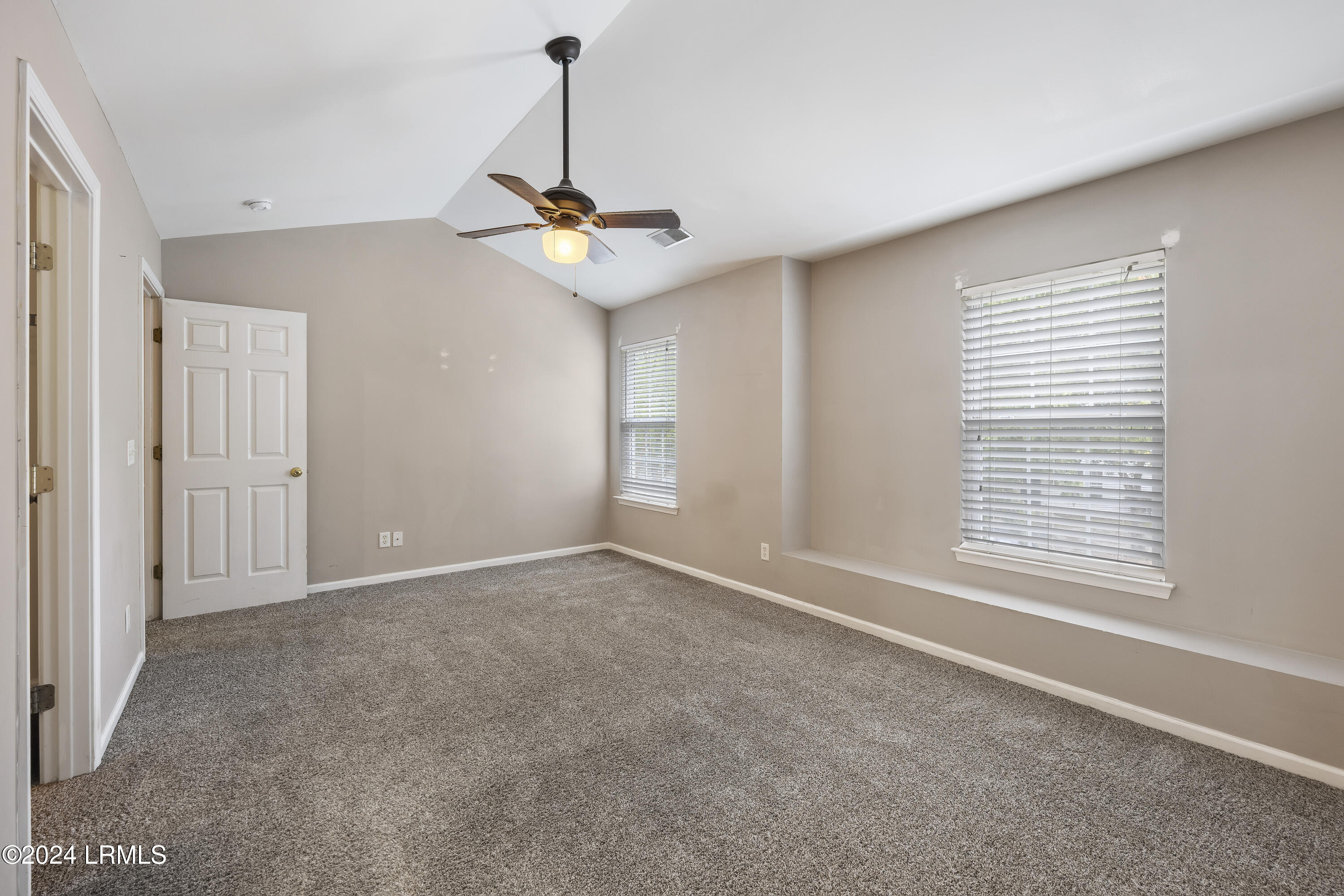 305 Cross Road Property Photo 32