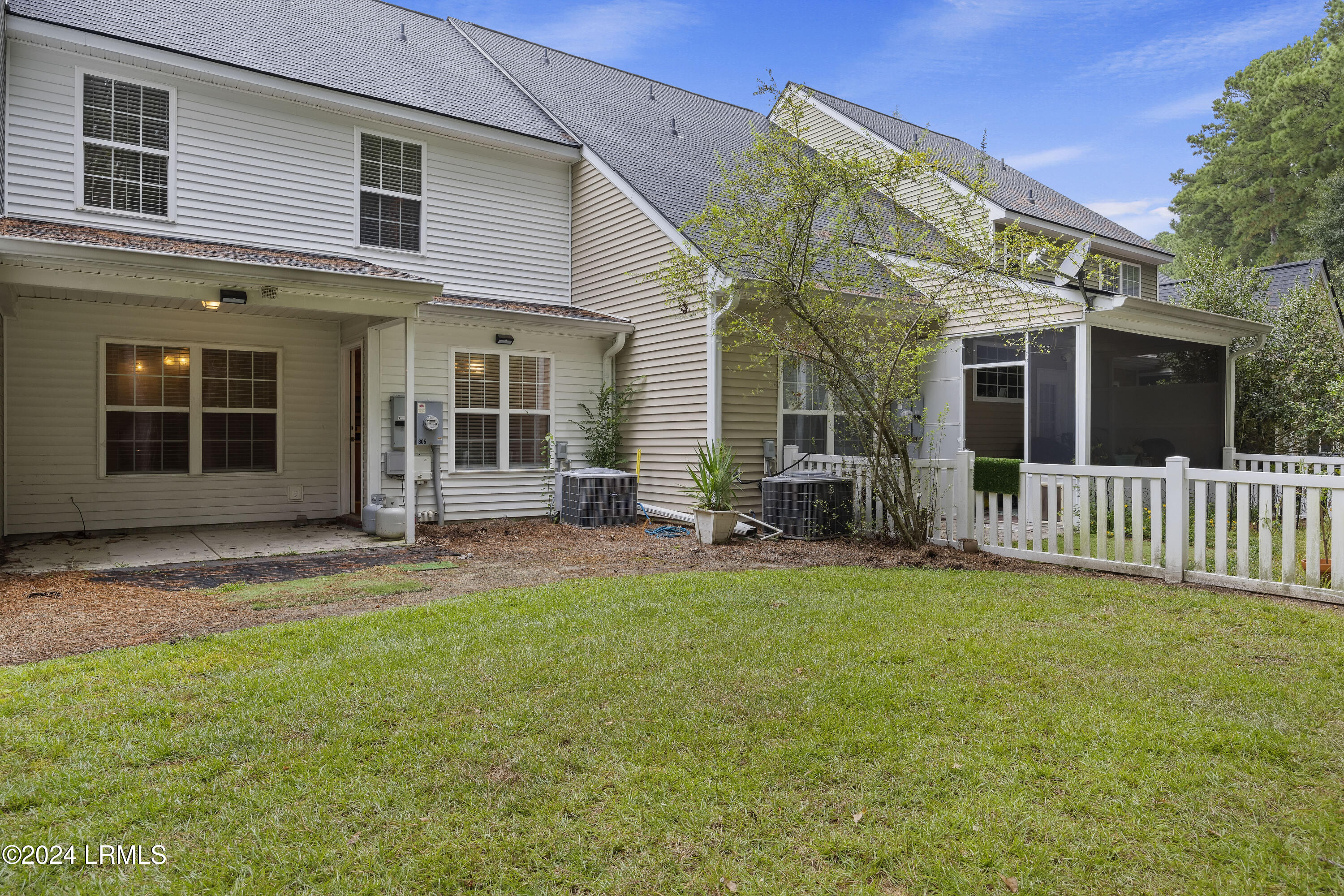 305 Cross Road Property Photo 39