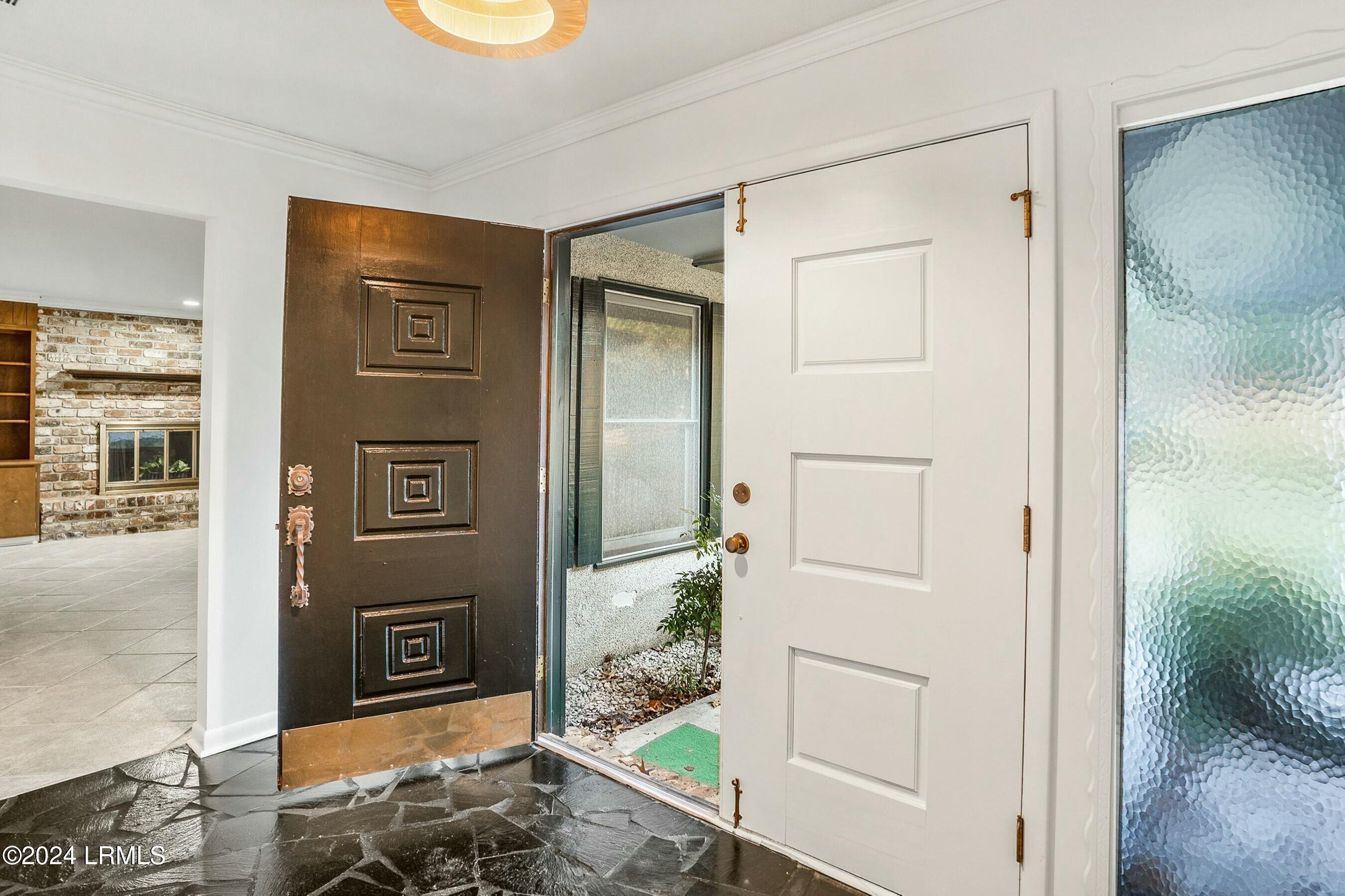 100 Thomas Sumter Street Property Photo 4