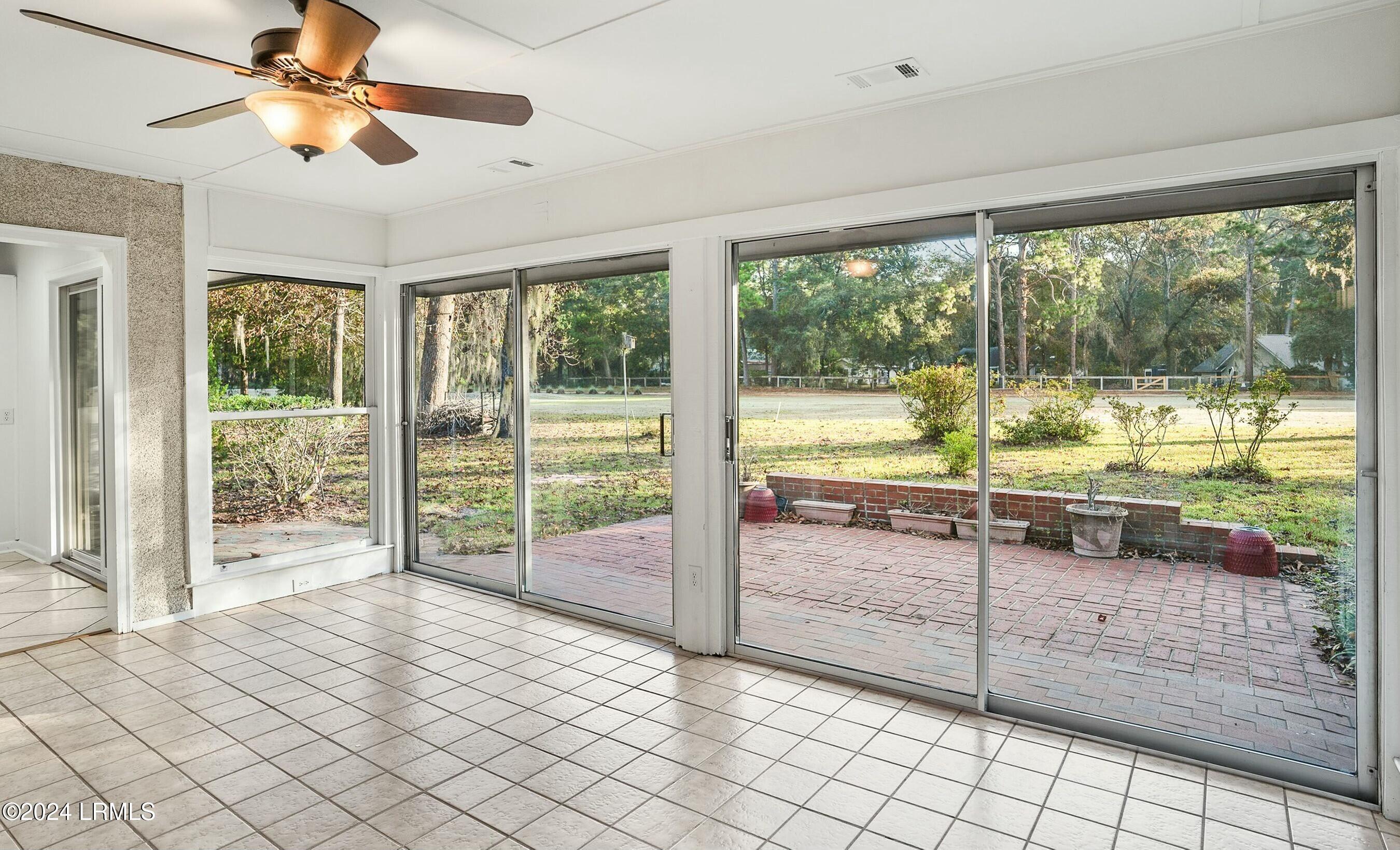 100 Thomas Sumter Street Property Photo 10
