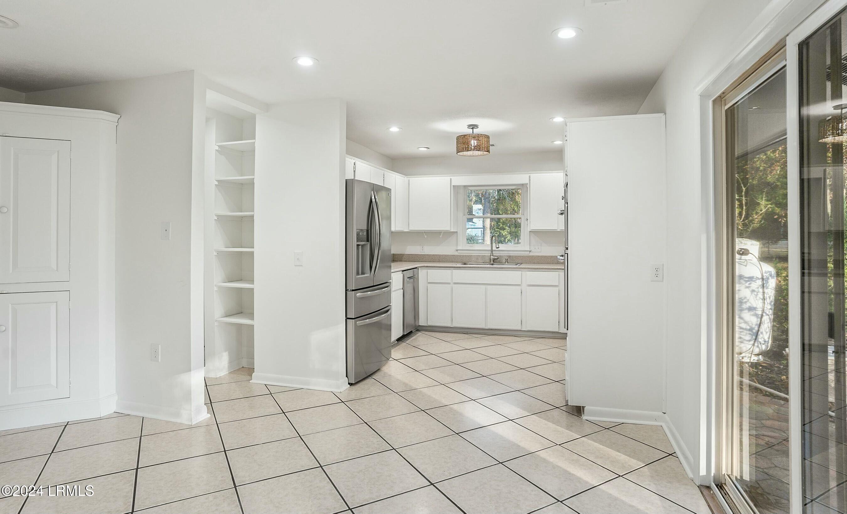 100 Thomas Sumter Street Property Photo 12