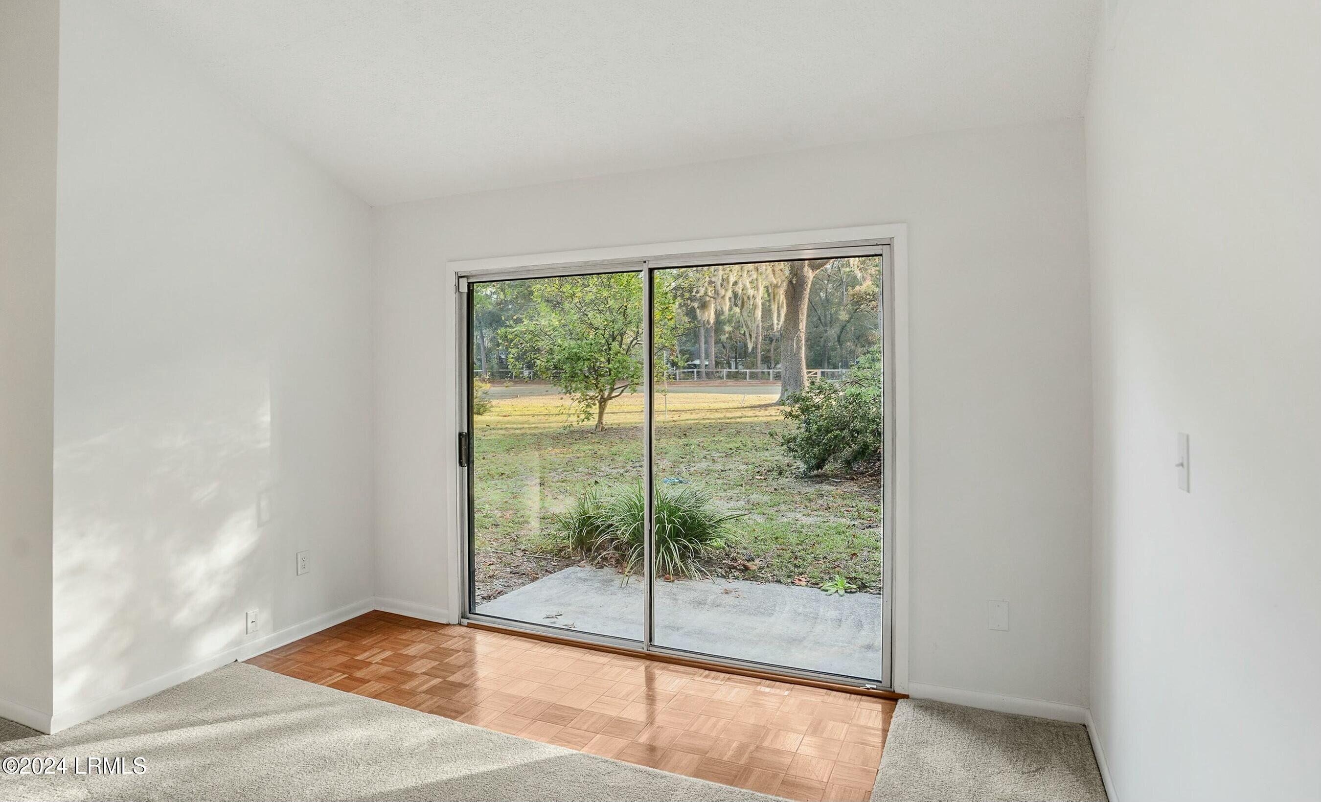 100 Thomas Sumter Street Property Photo 28