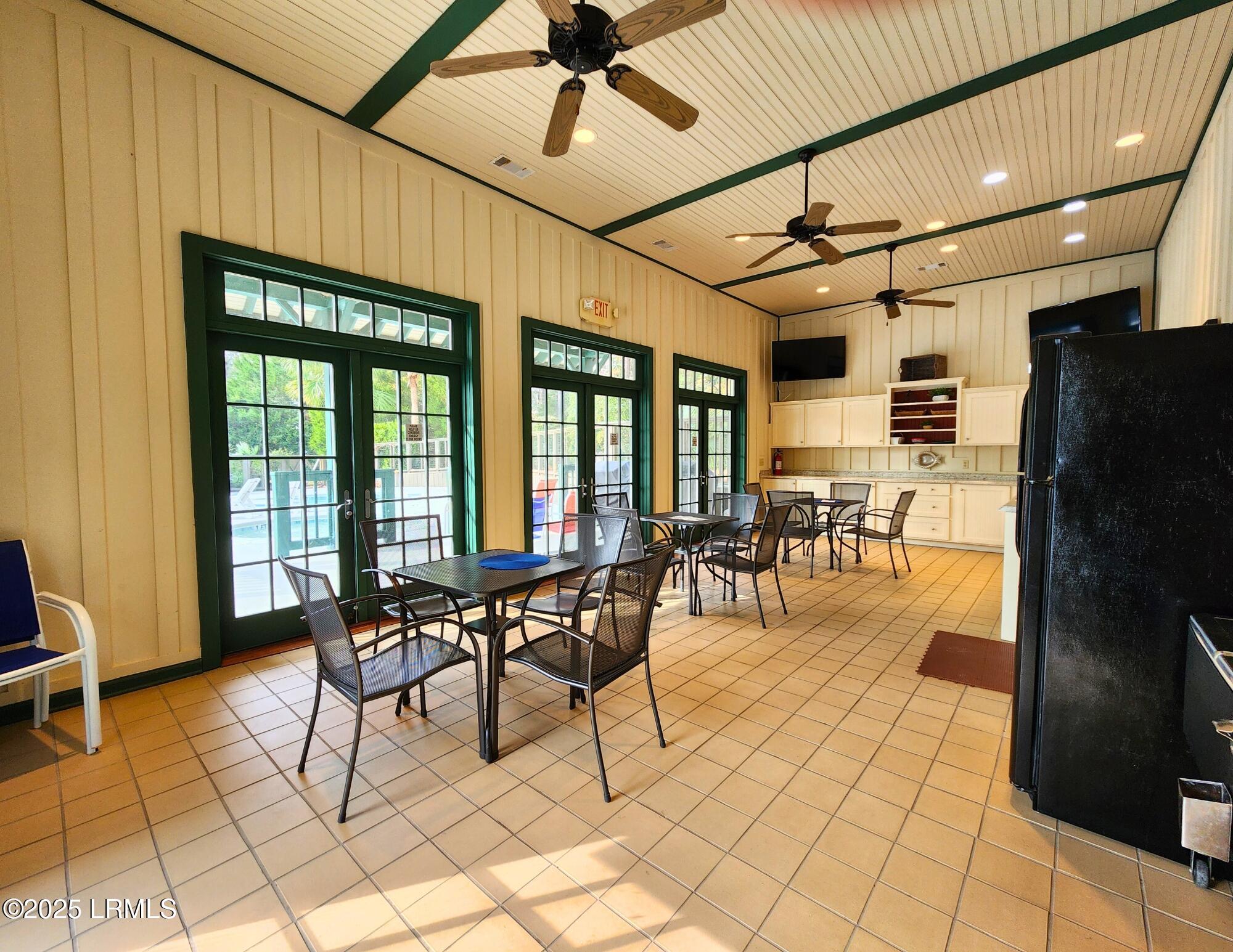 21 Blake Lane Property Photo 29