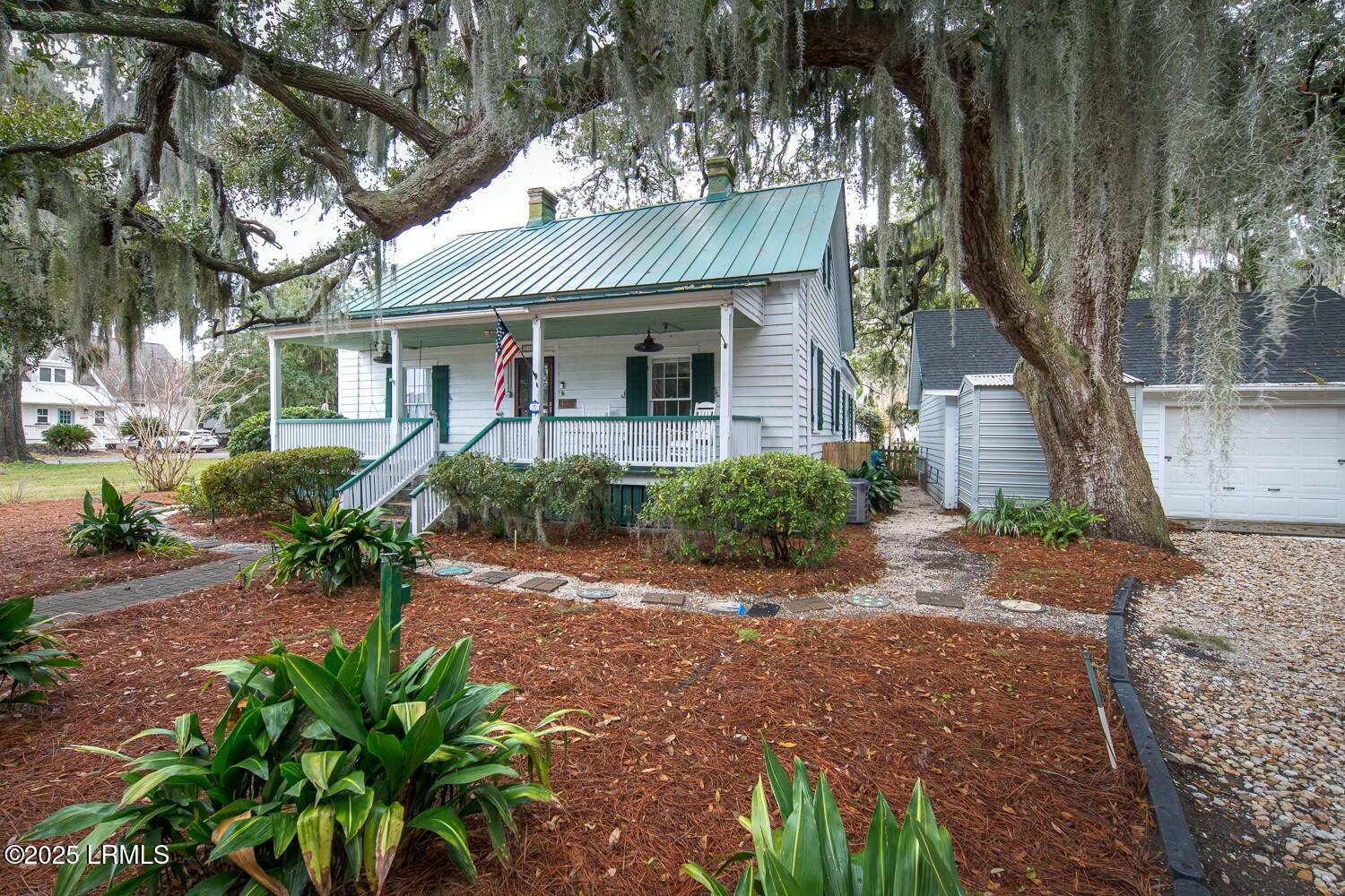 1003 London Avenue Property Photo 1