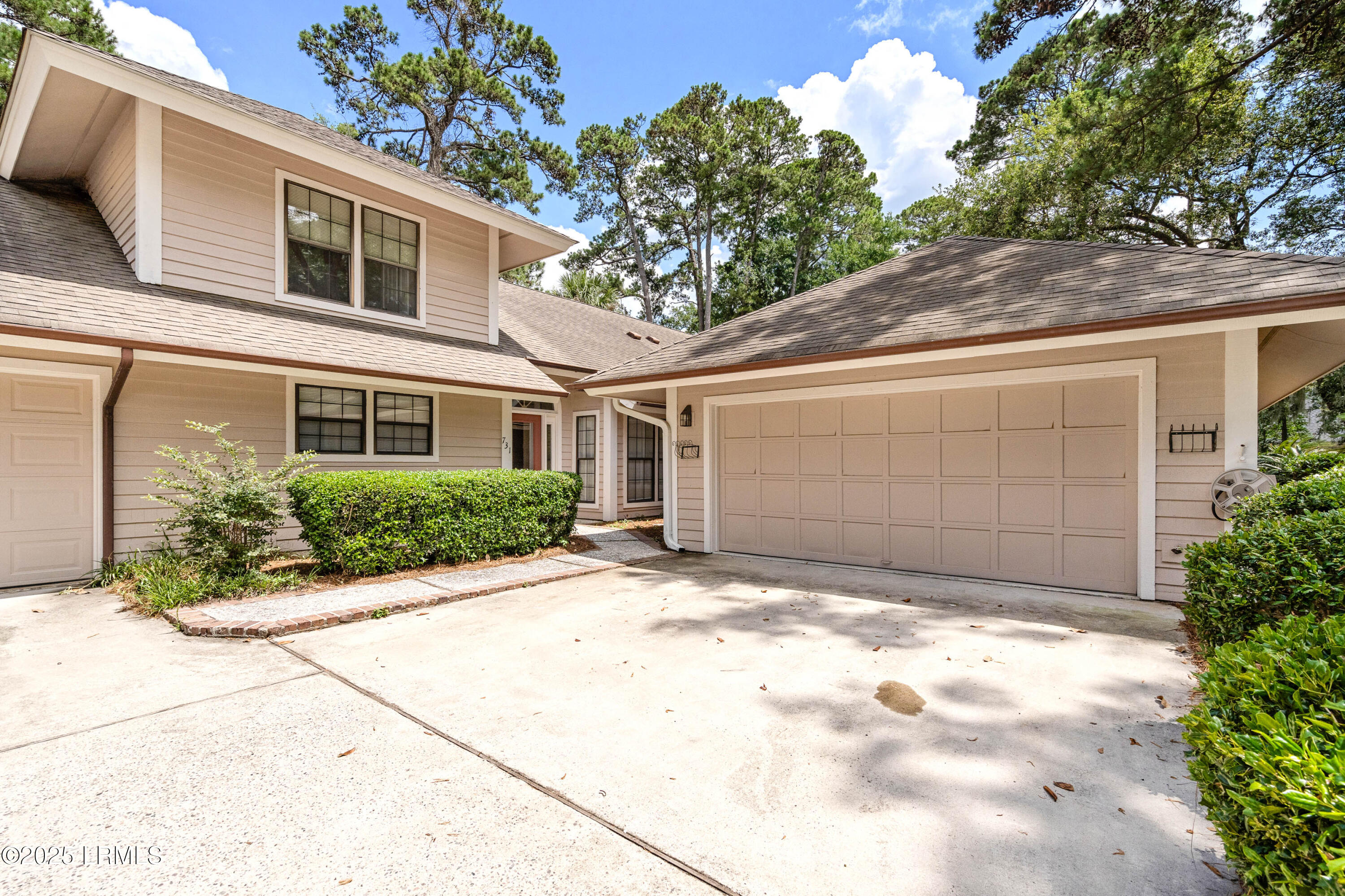 731 N Reeve Road Property Photo 1