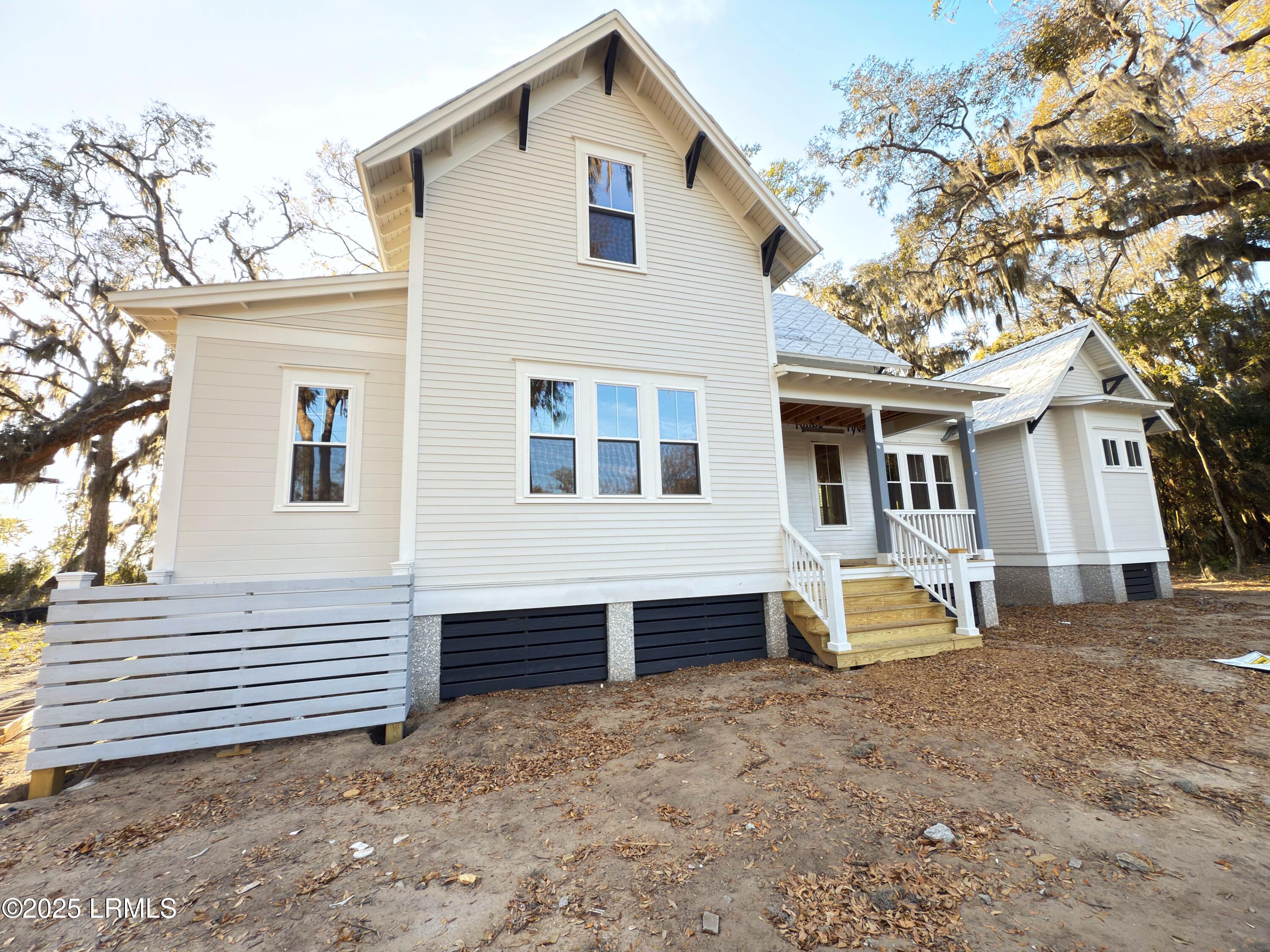 1185 Brotherhood Way Property Photo 1