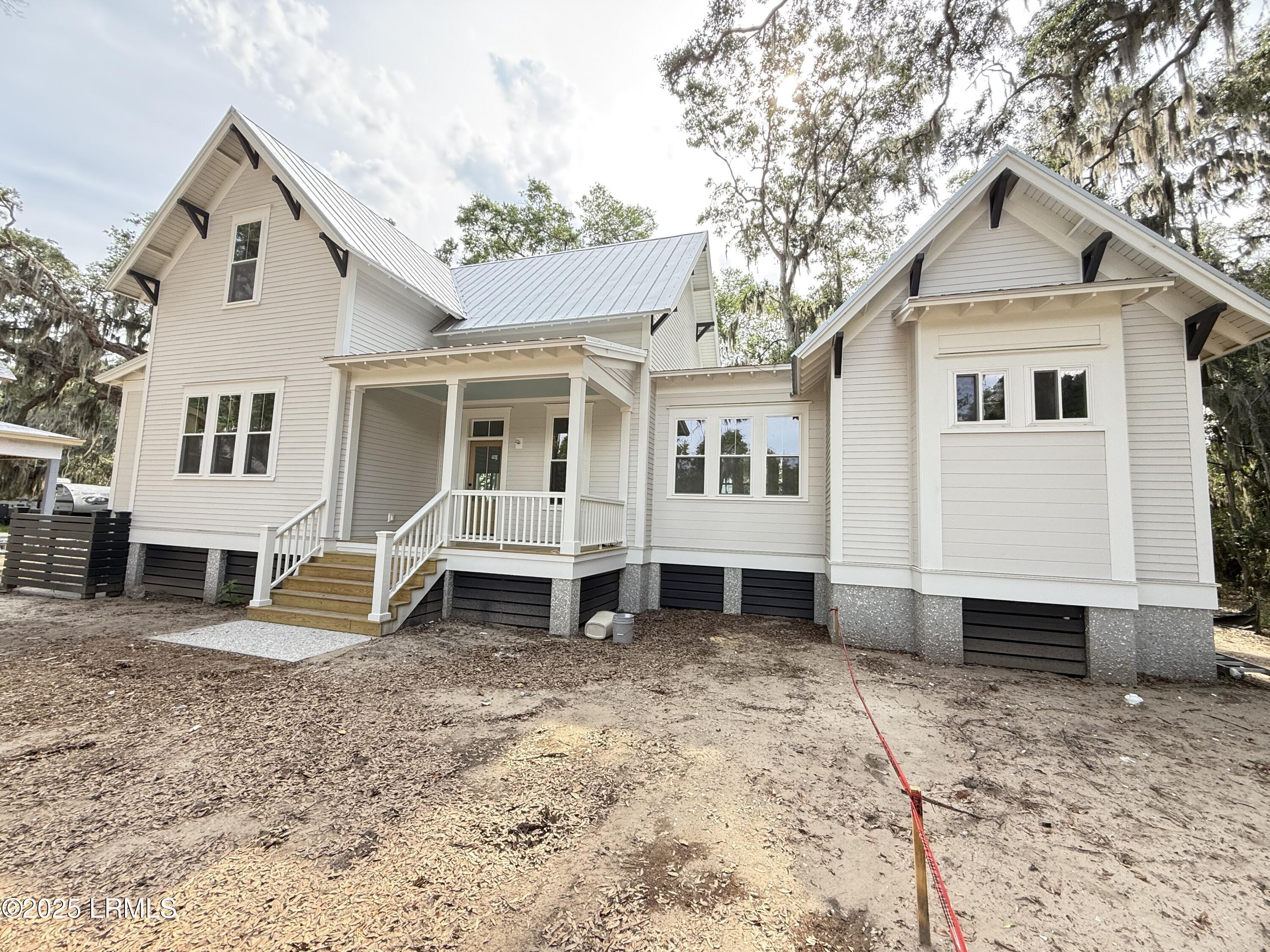 1185 Brotherhood Way Property Photo 1