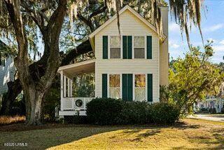 1200 London Avenue Property Photo 1