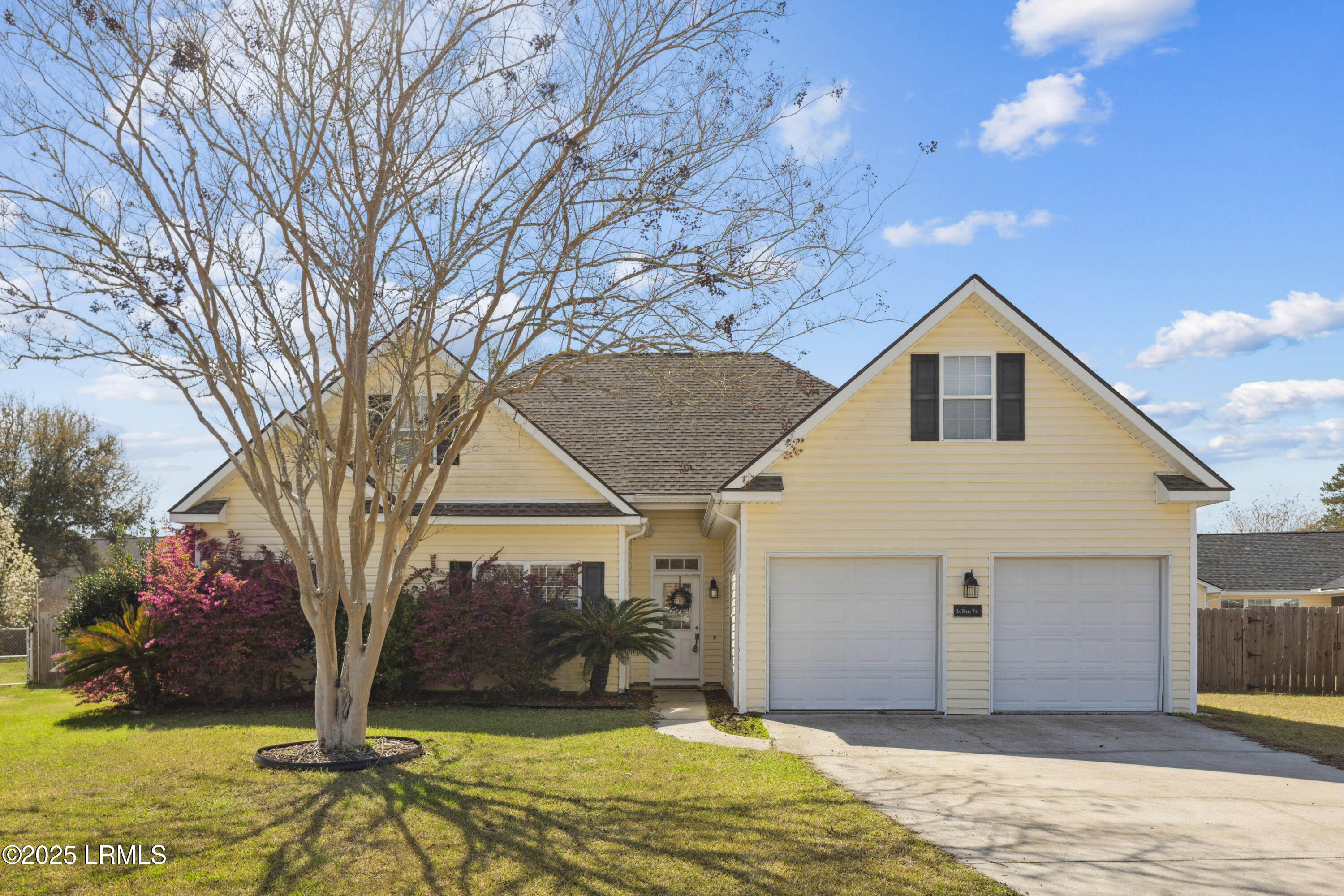 9 Parrot Creek Drive Property Photo