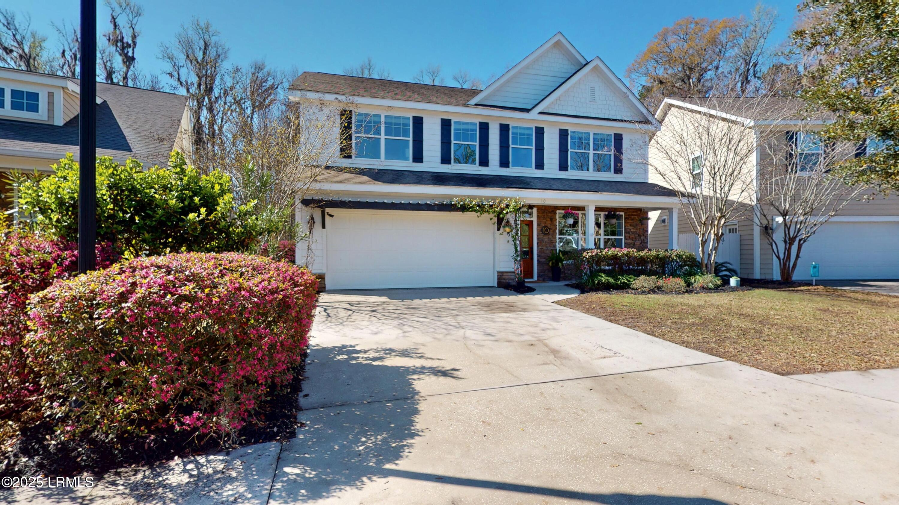 10 Royal Holly Ct Property Photo
