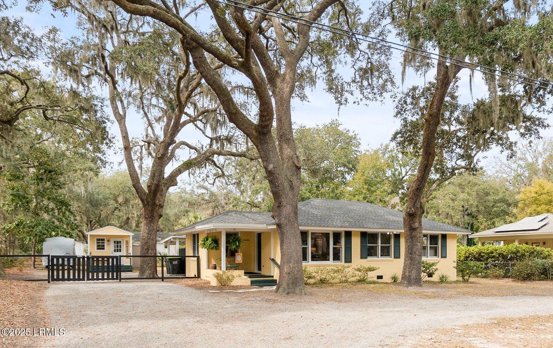 1402 Newcastle Street Property Photo