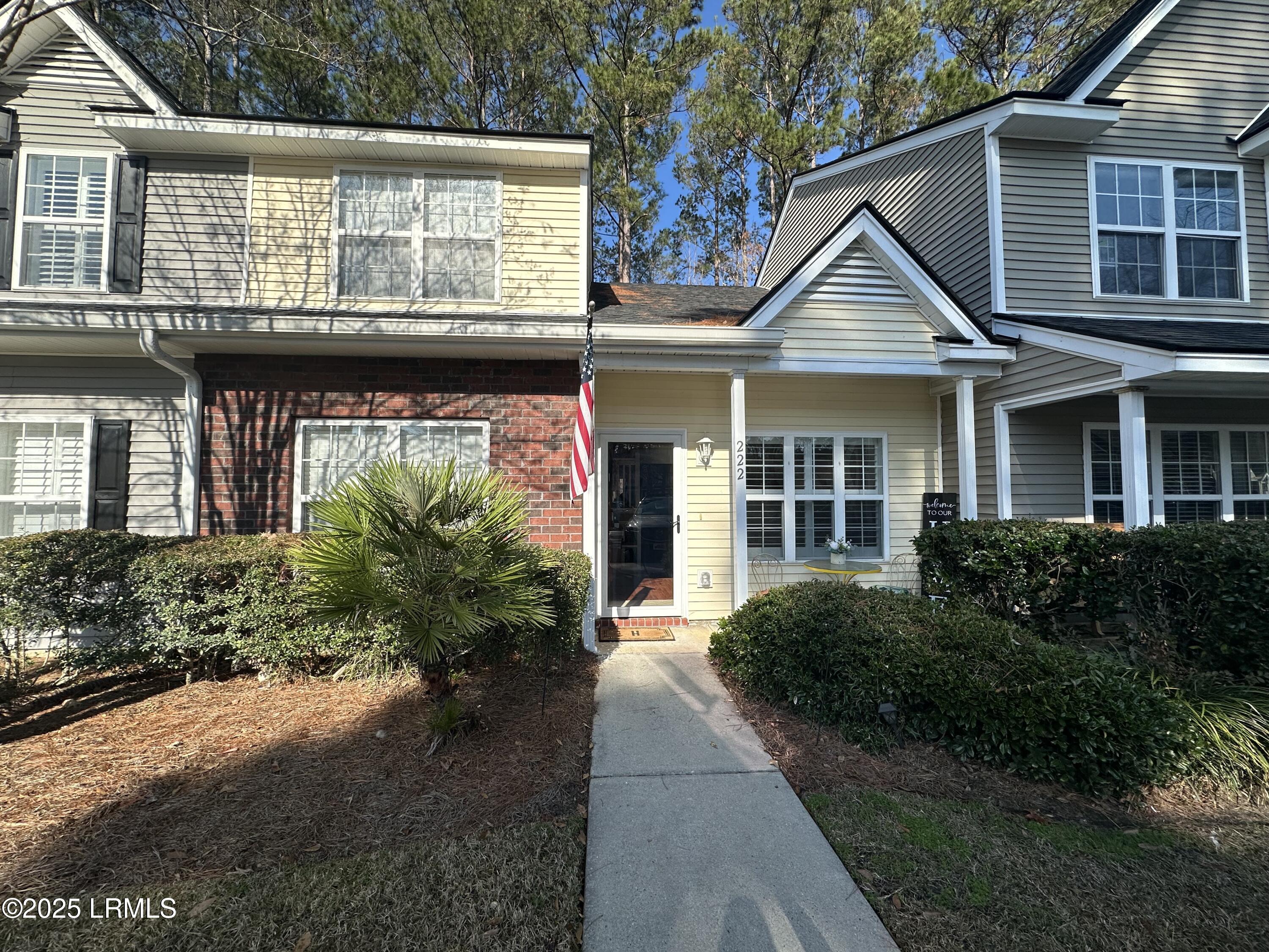 222 North Circle Property Photo