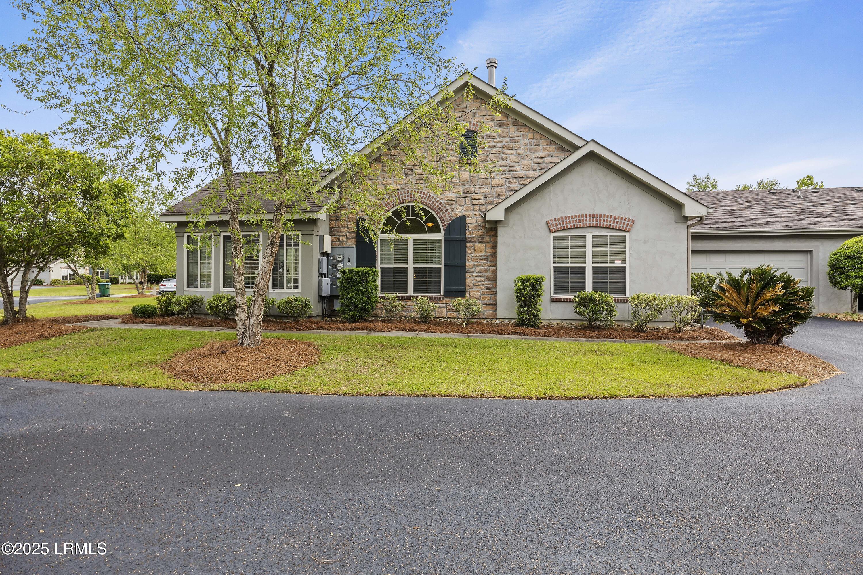 2070 Abbey Glen Way Property Photo