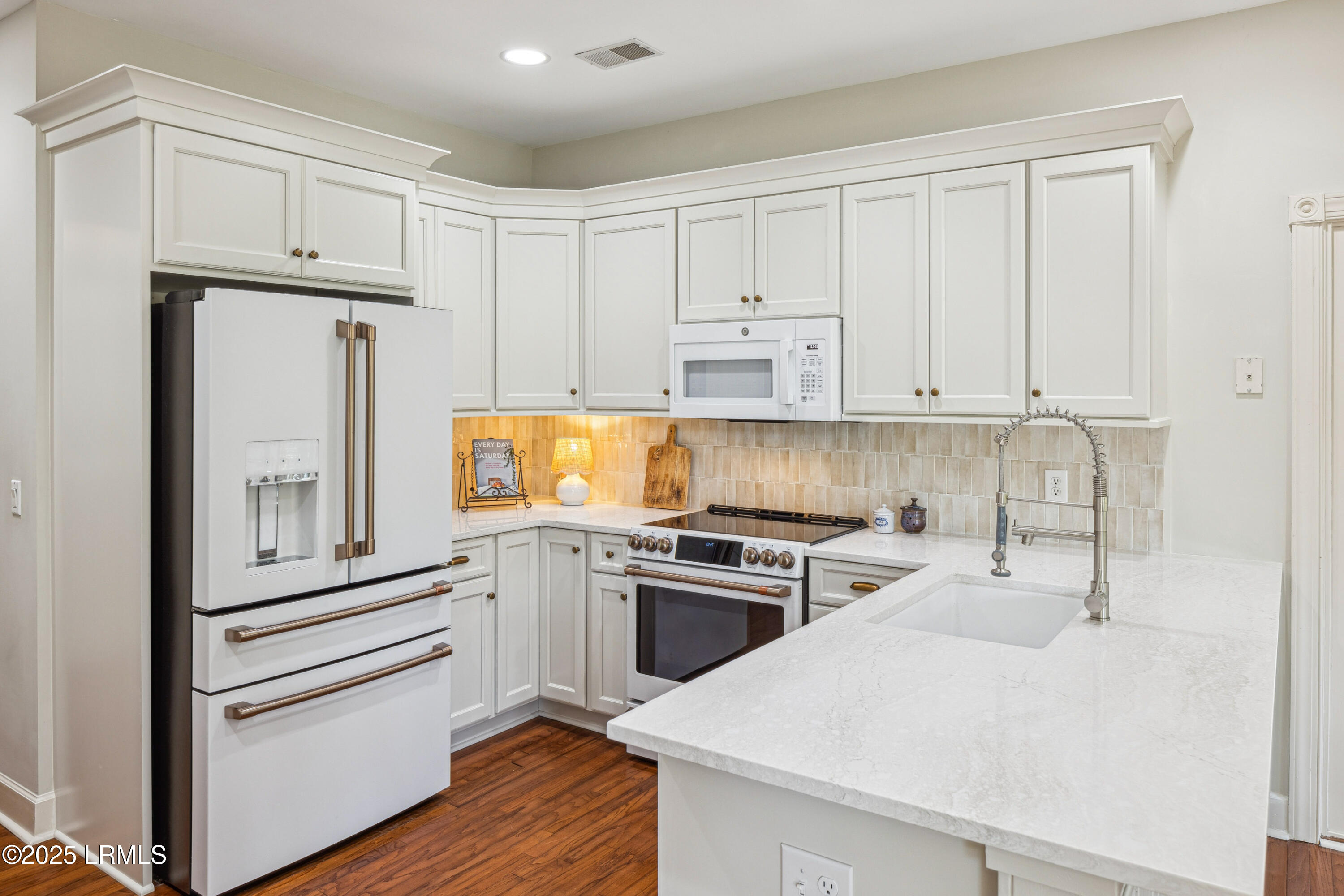 8 Chechessee Circle Property Photo 18