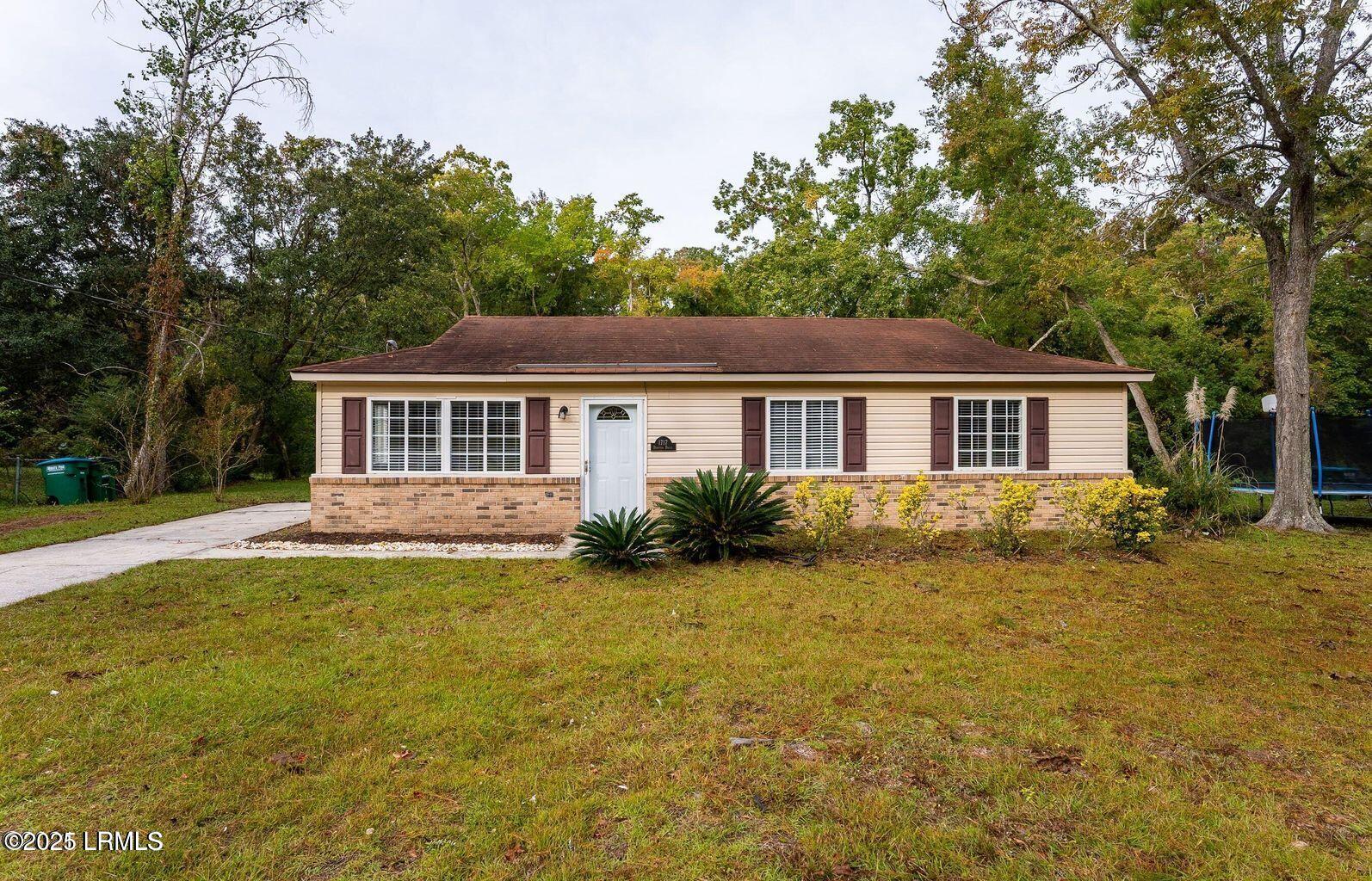 1717 Drayton Drive Property Photo 1