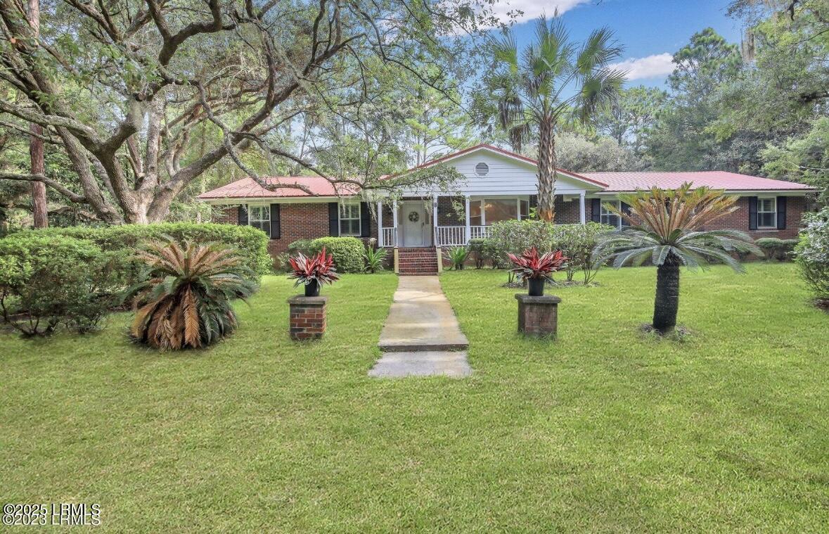 7 Blue Heron Circle Property Photo