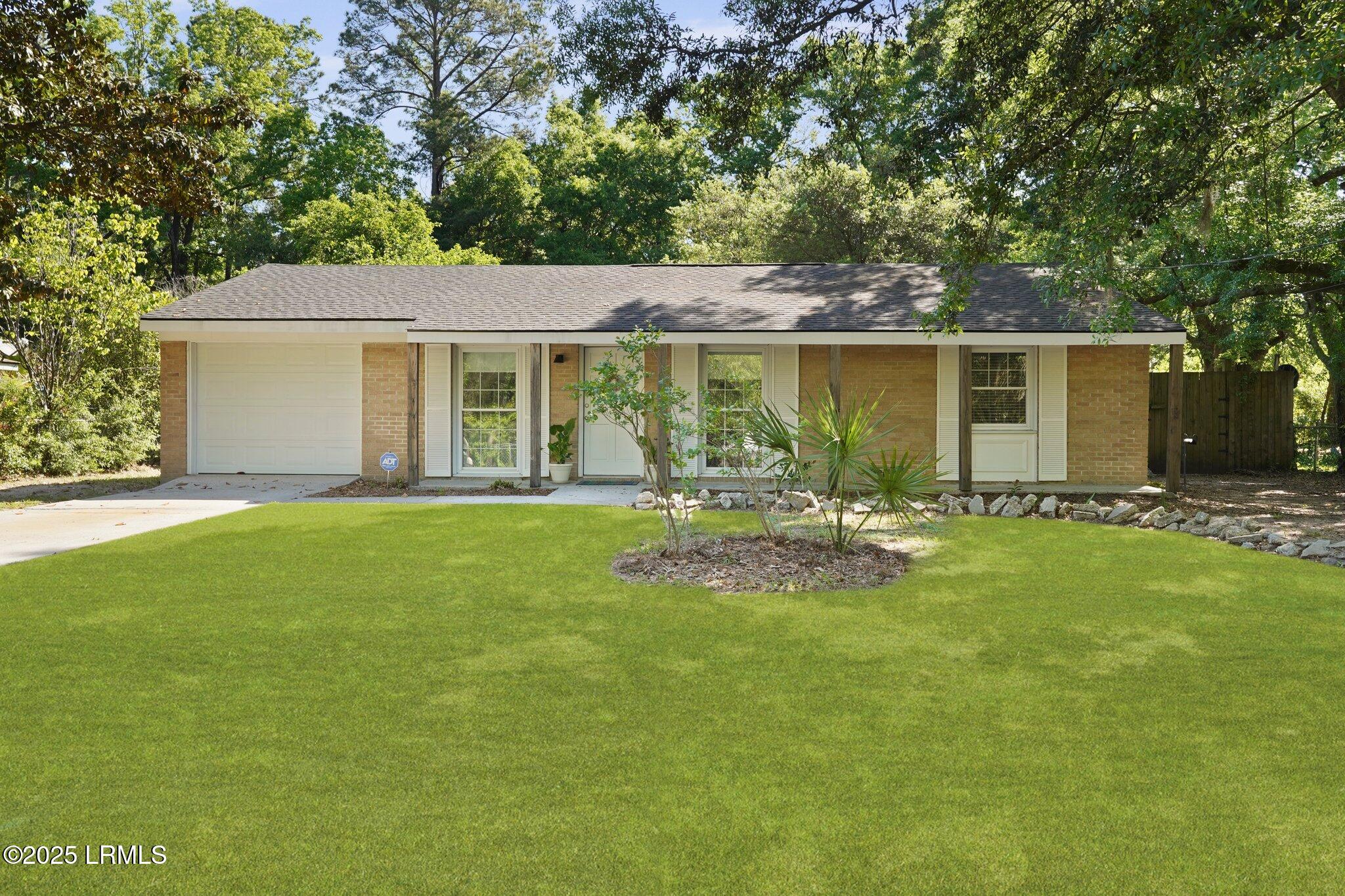 1005 Hodge Drive Property Photo