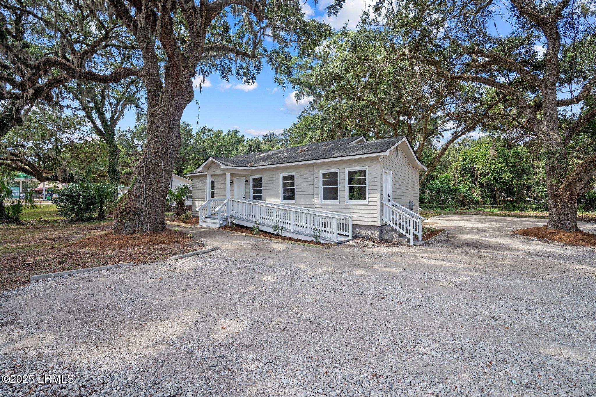 65 Sams Point Road Property Photo