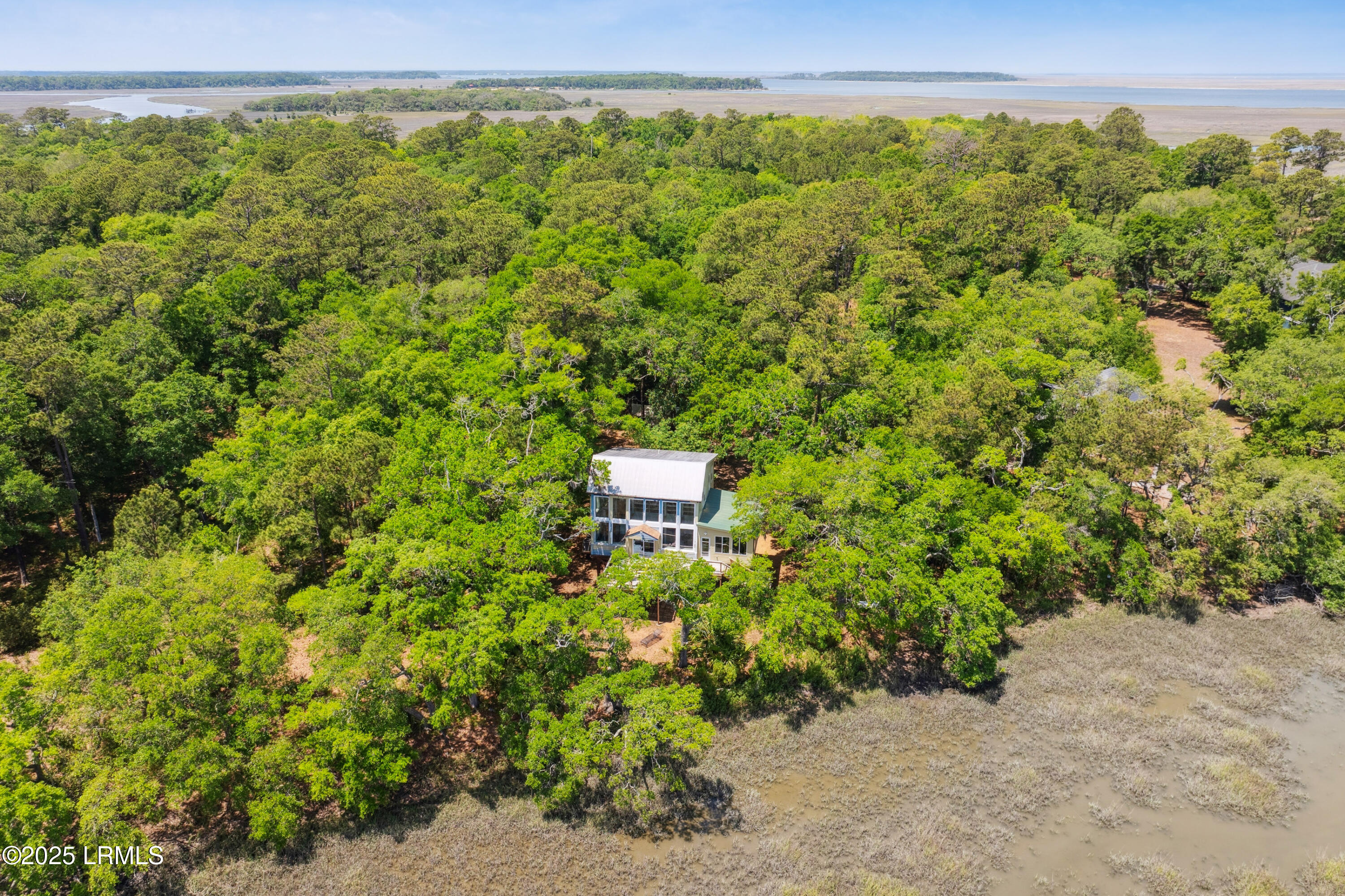 330 Fripp Point Road Property Photo 1