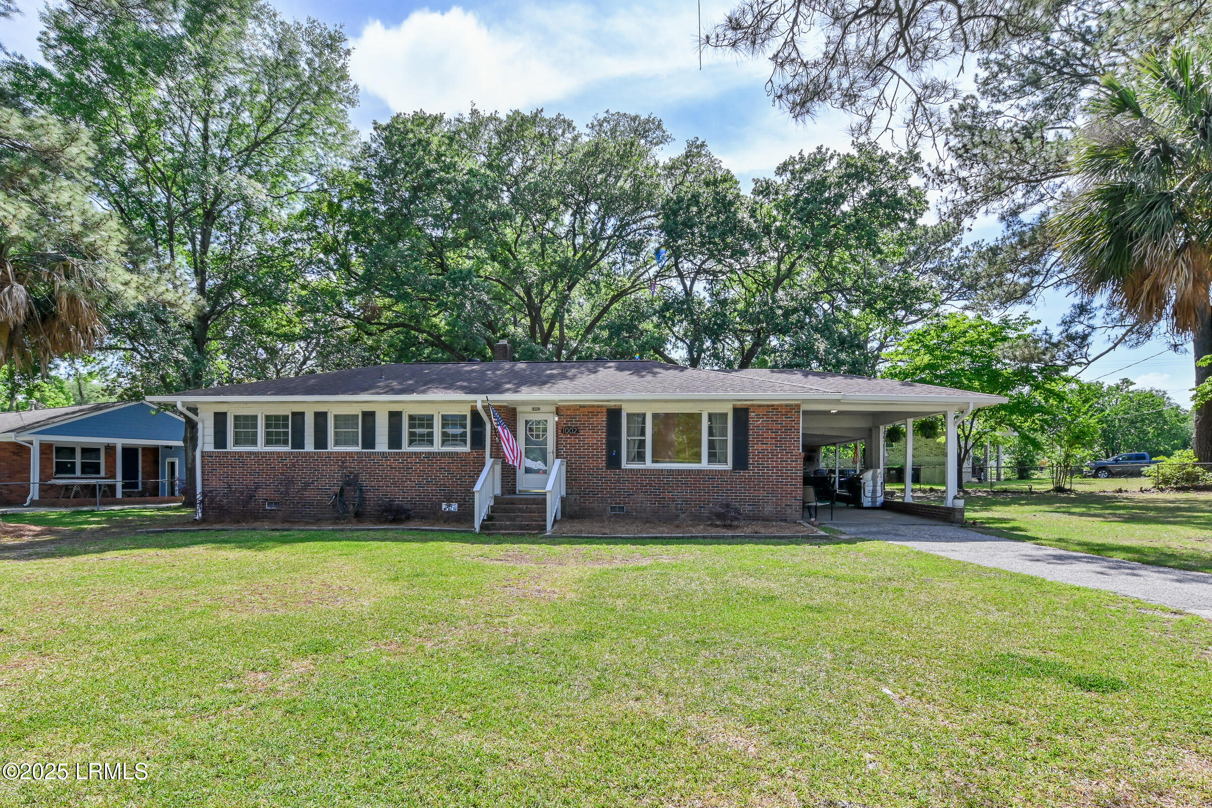 1002 Paul Drive Property Photo 1