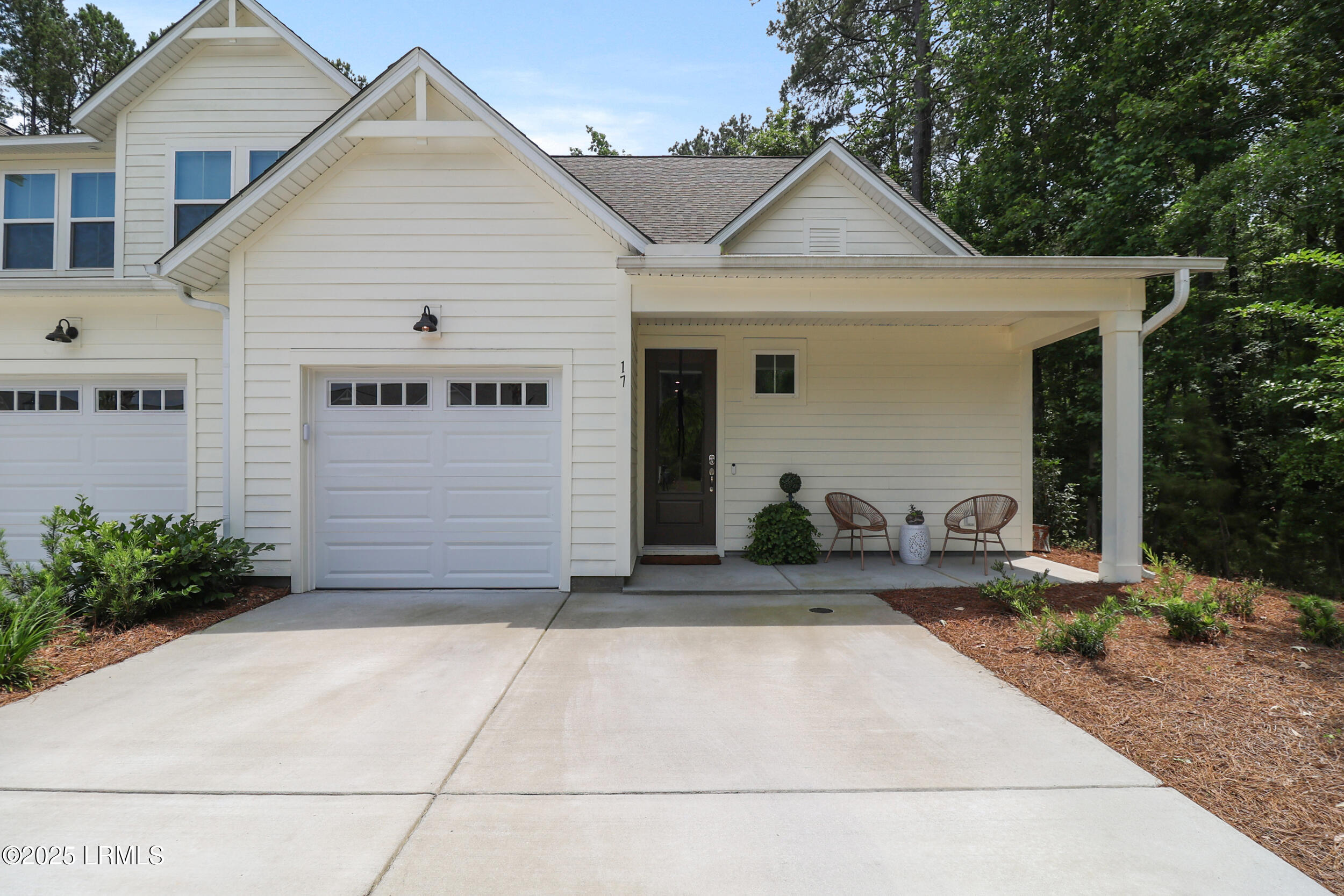 17 Marlowe Way Property Photo 1