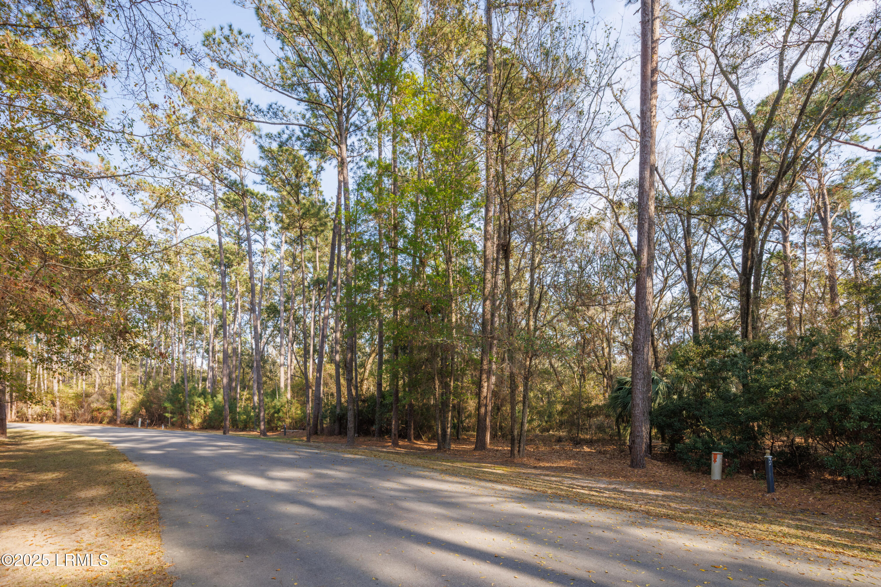 14 Vista Boulevard W Property Photo 4