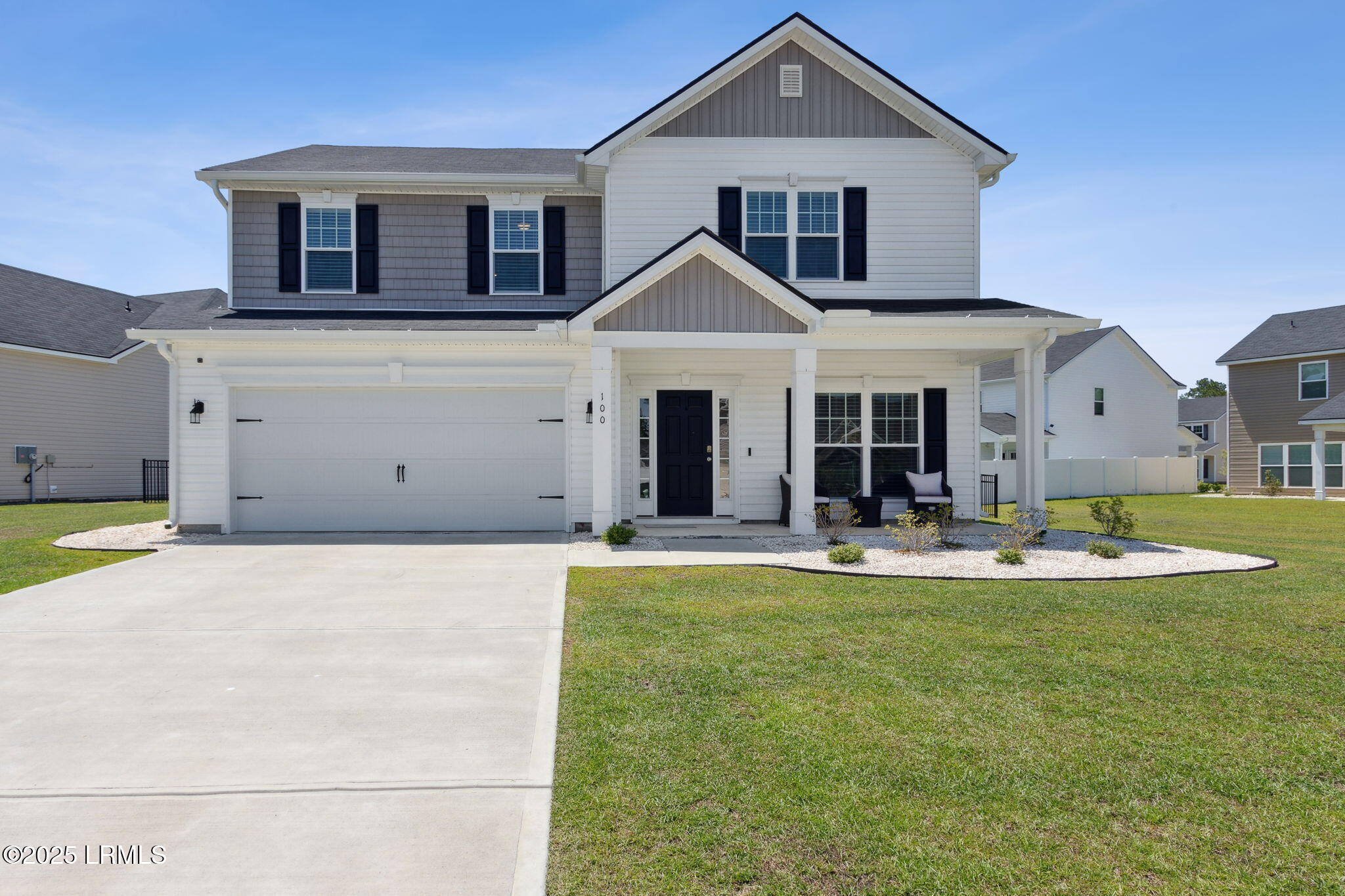 100 Olson Way Property Photo 1