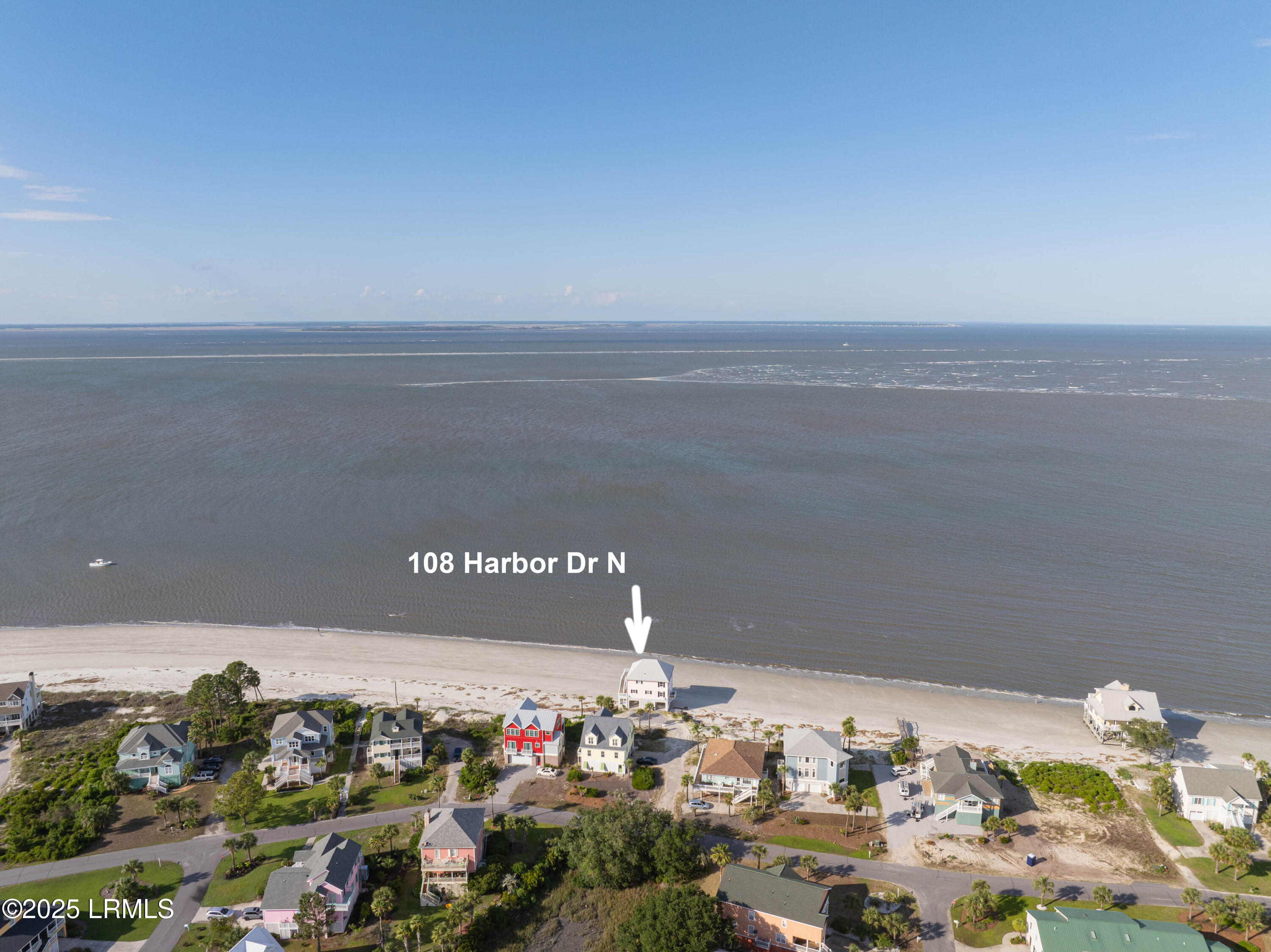 108 Harbor Drive N Property Photo 3