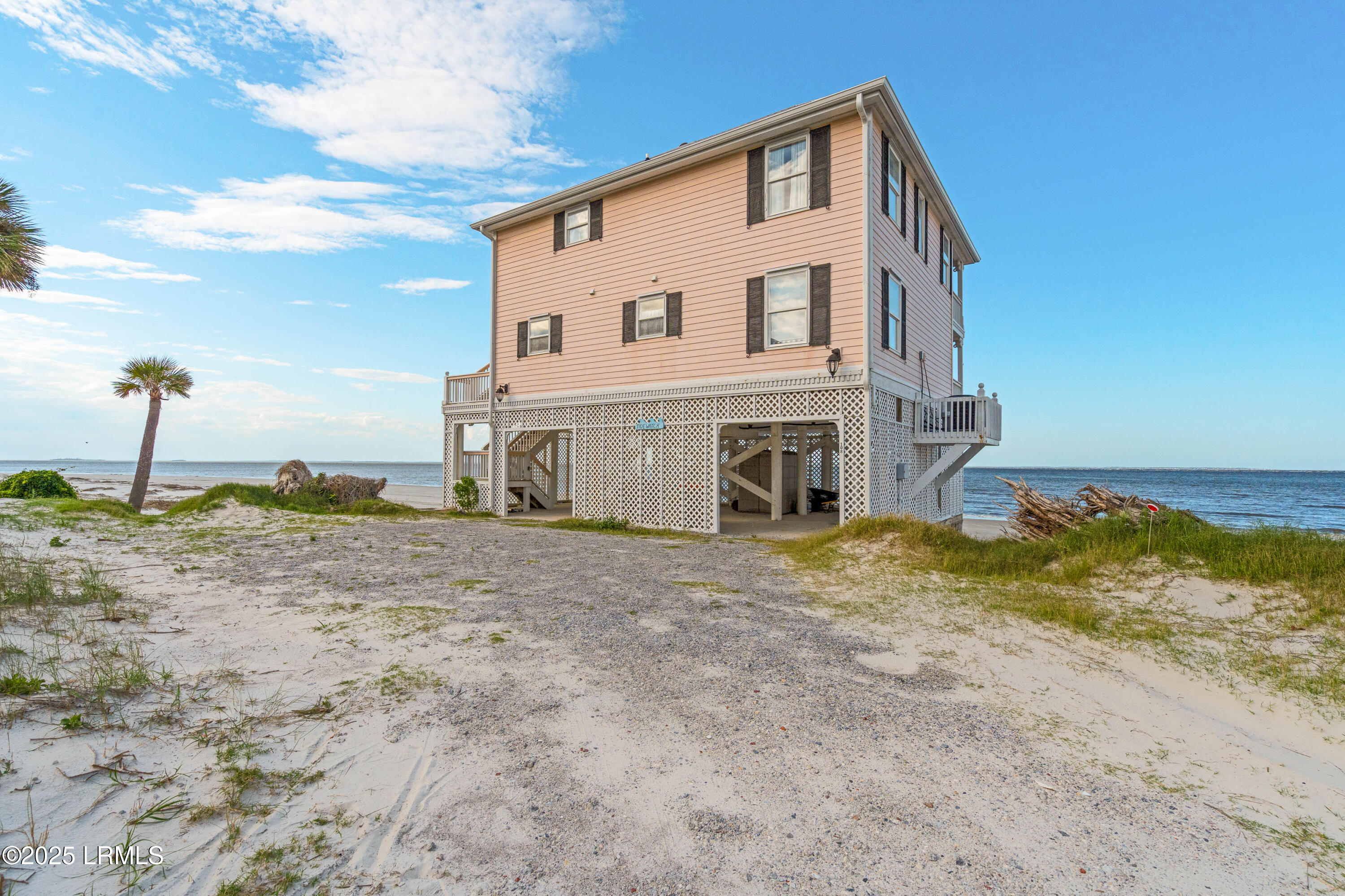 108 Harbor Drive N Property Photo 11