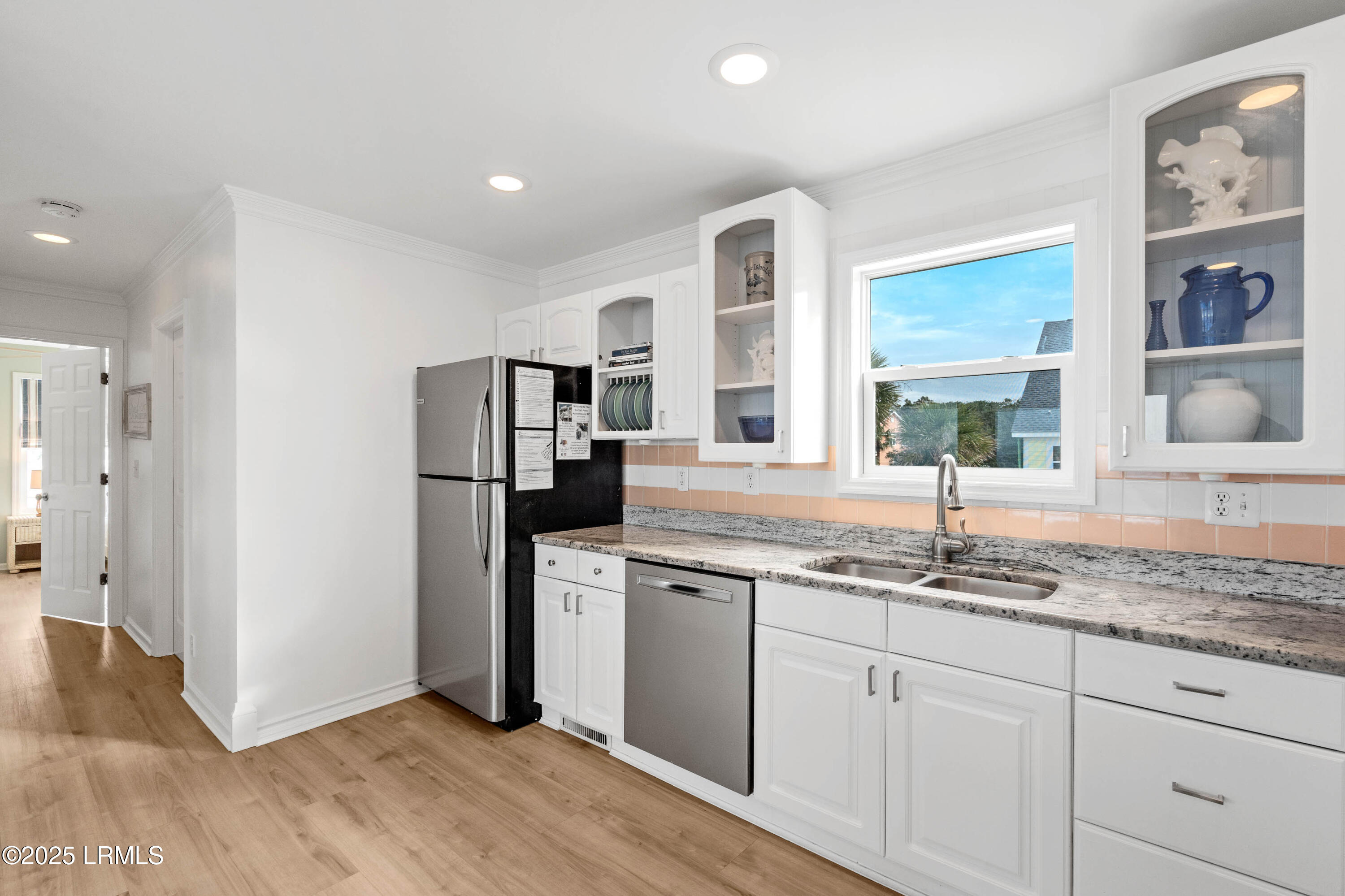 108 Harbor Drive N Property Photo 29