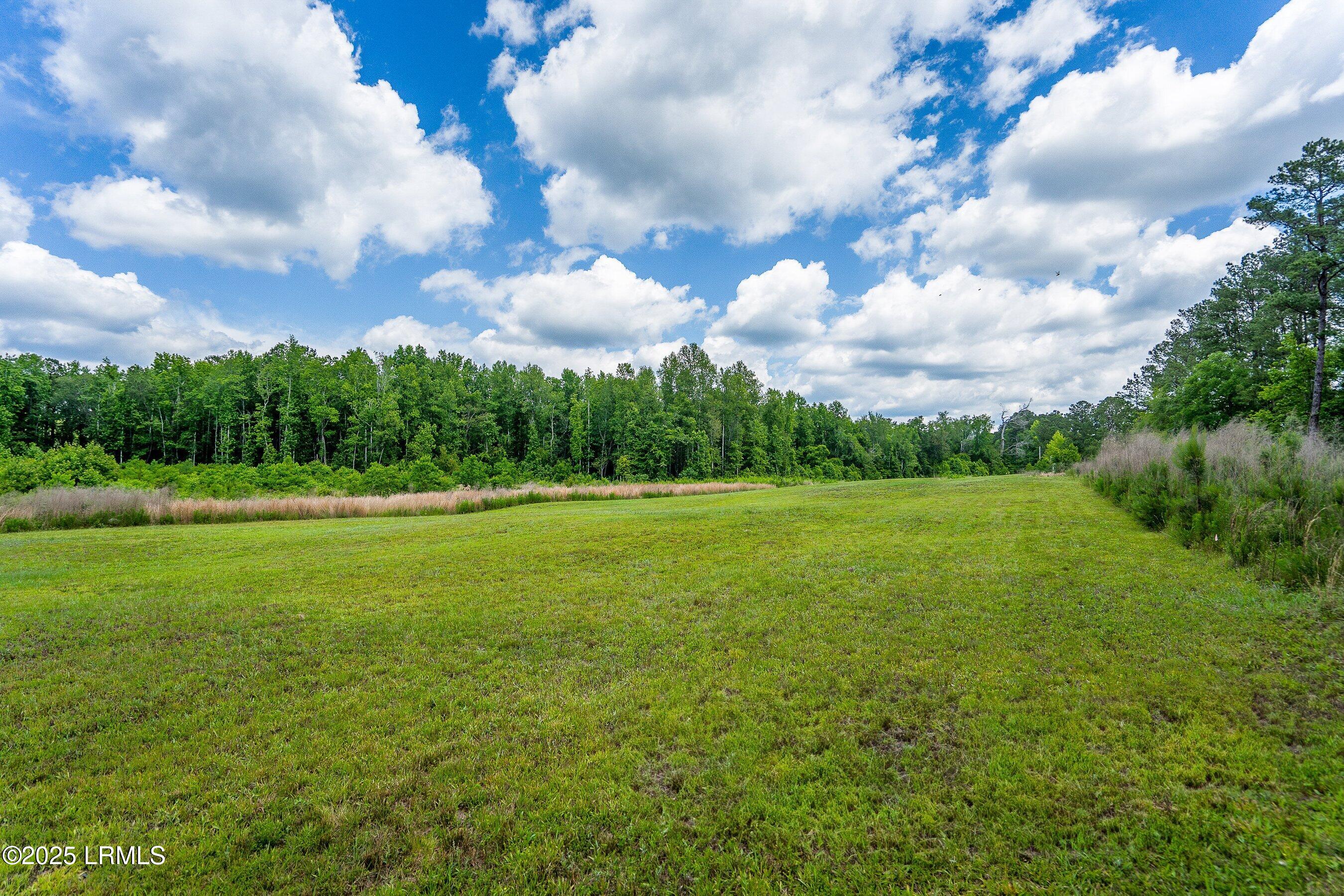 Undefined Property Photo 1