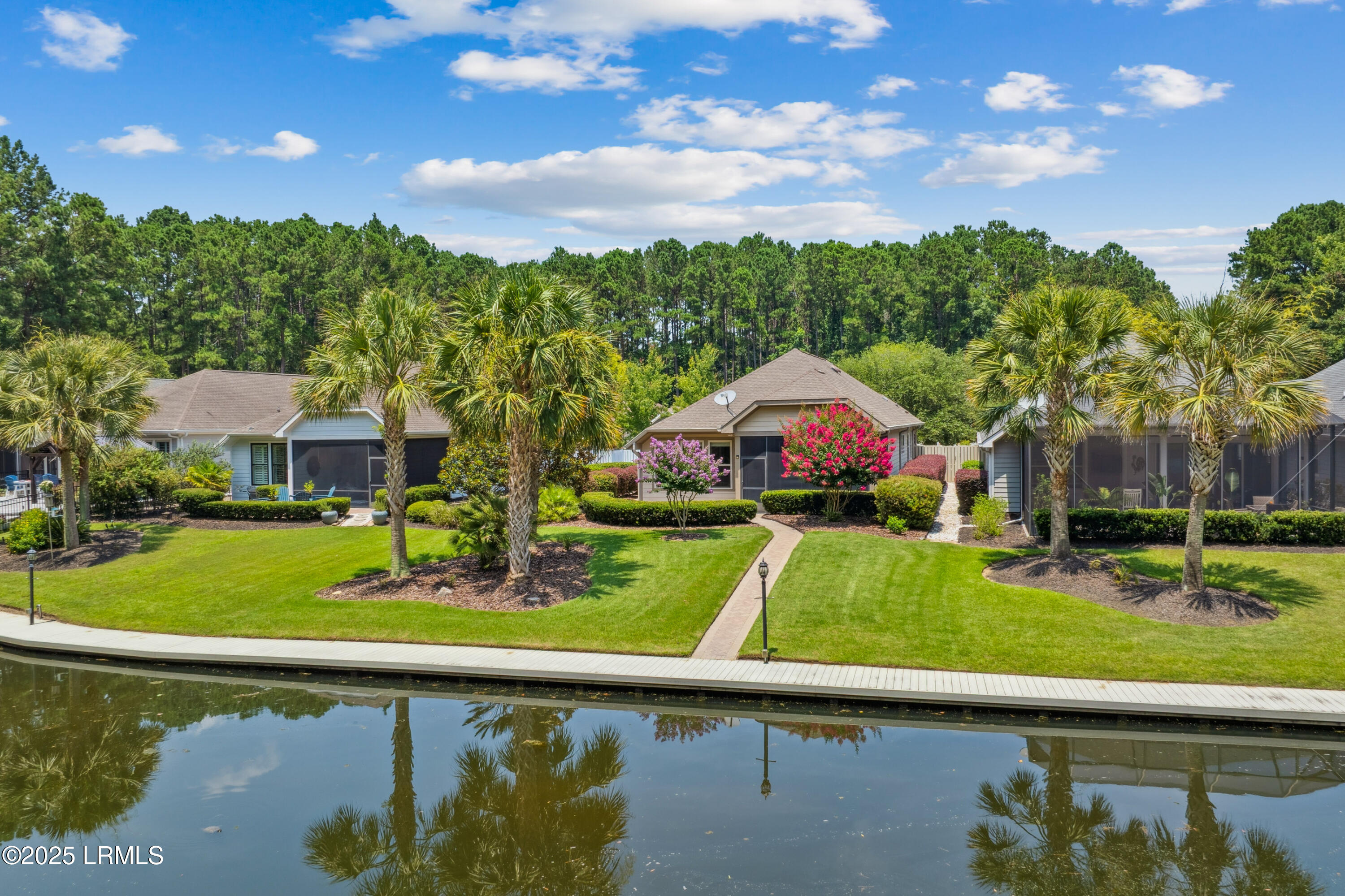 303 Hampton Lake Crossing Property Photo 1