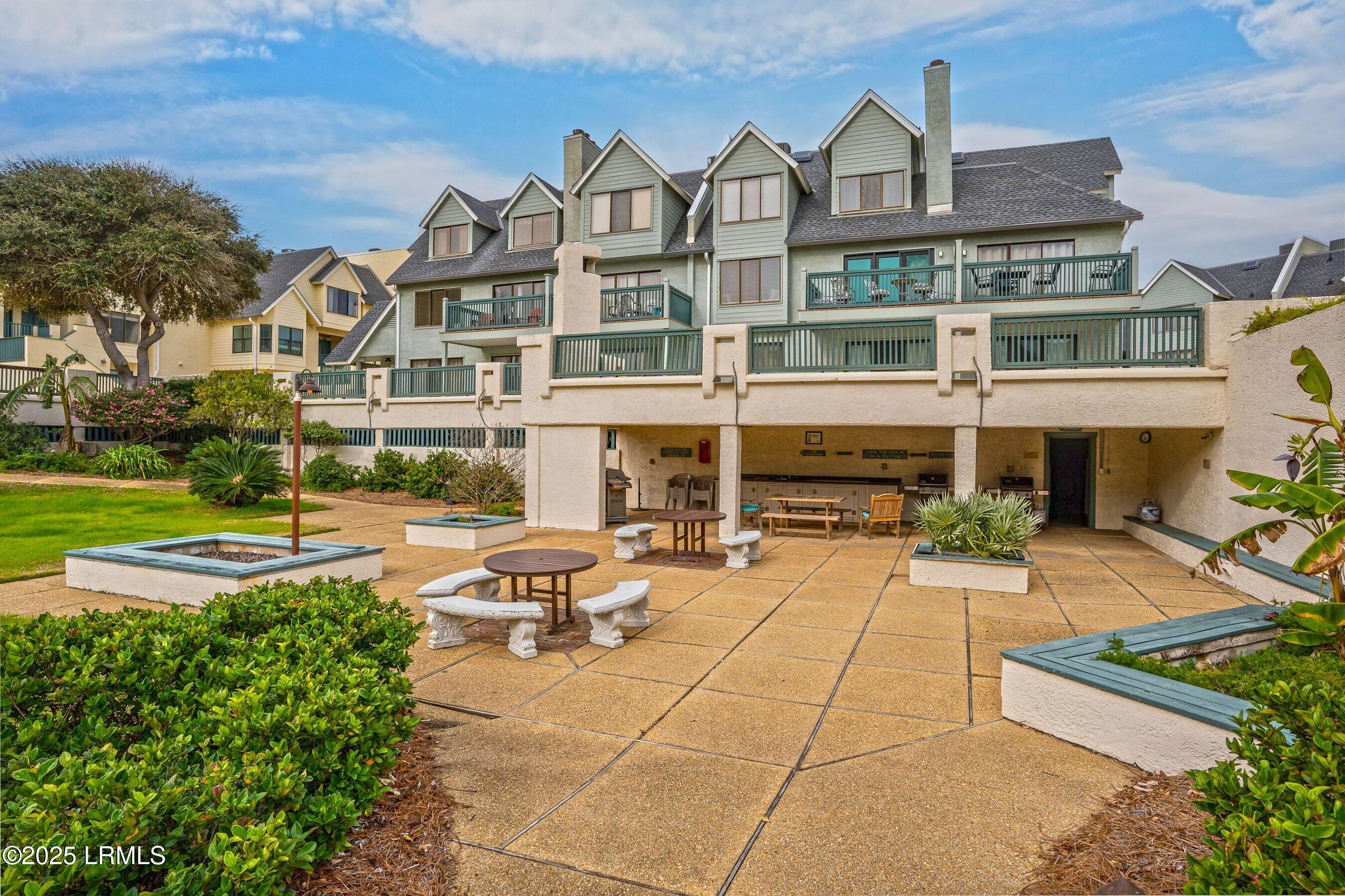 608 Newhaven Court