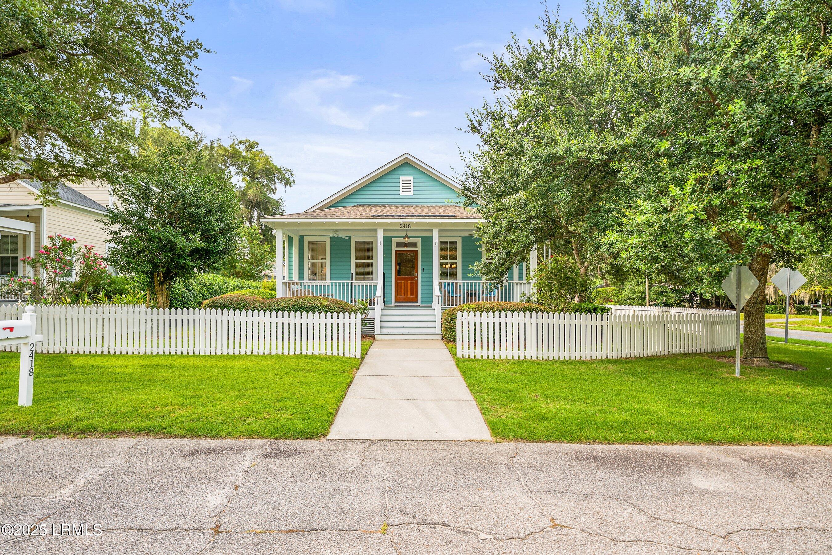2418 Oak Haven Street Property Photo 1