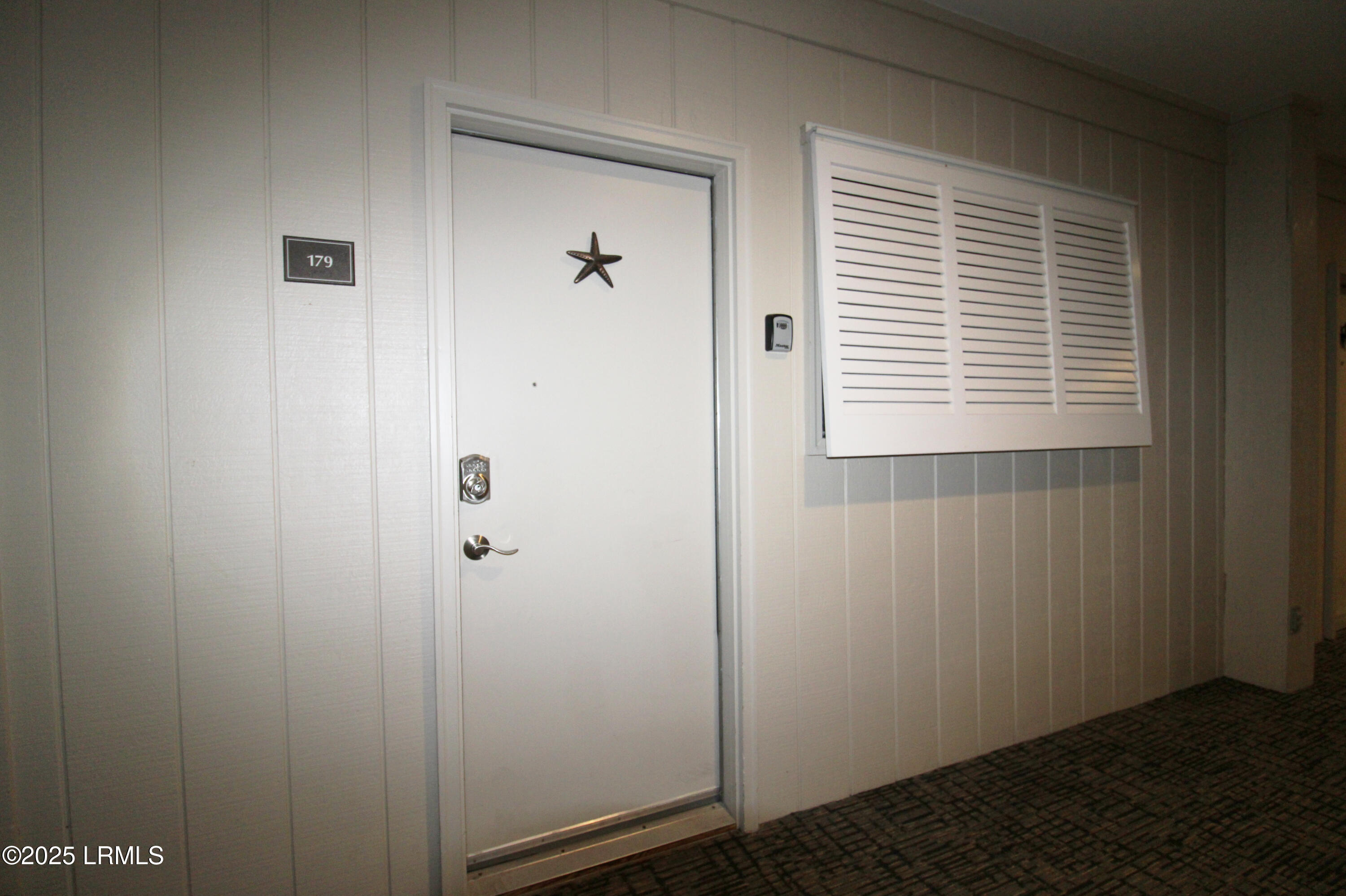 23 S Forest Beach Drive Property Photo 1