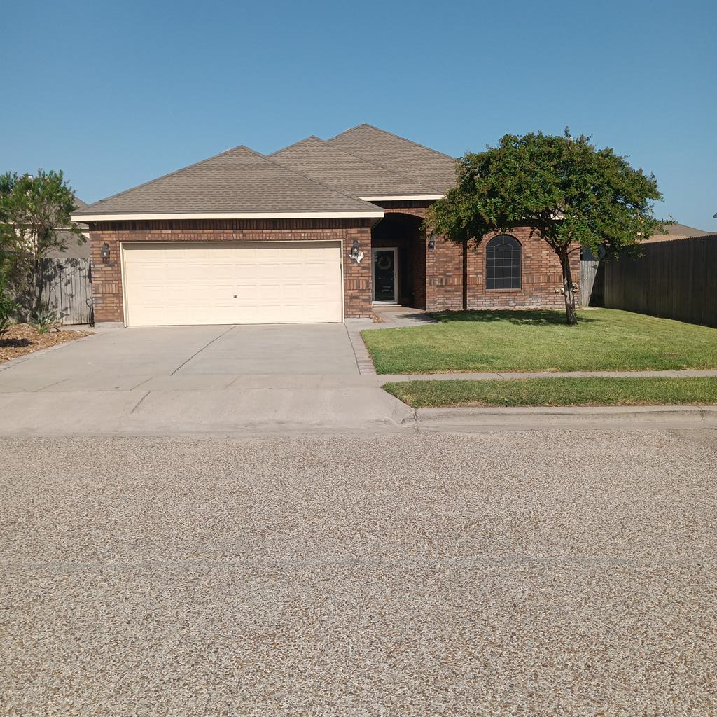 309 Nicklaus St Property Photo