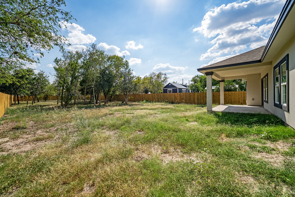 402 Oak Drive Property Photo 33