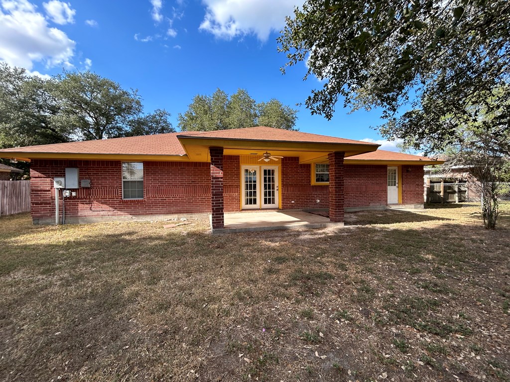 1304 Yosemite Dr Property Photo 30