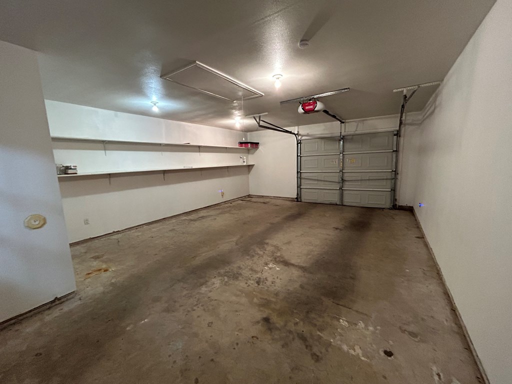 1304 Yosemite Dr Property Photo 35