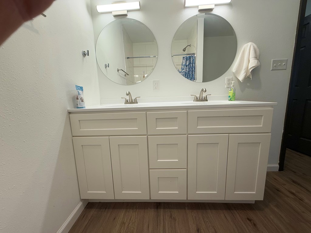 1518 E Rosewood Property Photo 17