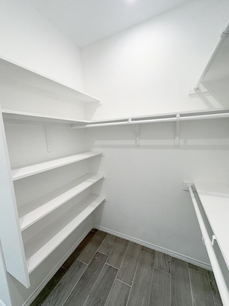 811 Polk St Property Photo 28