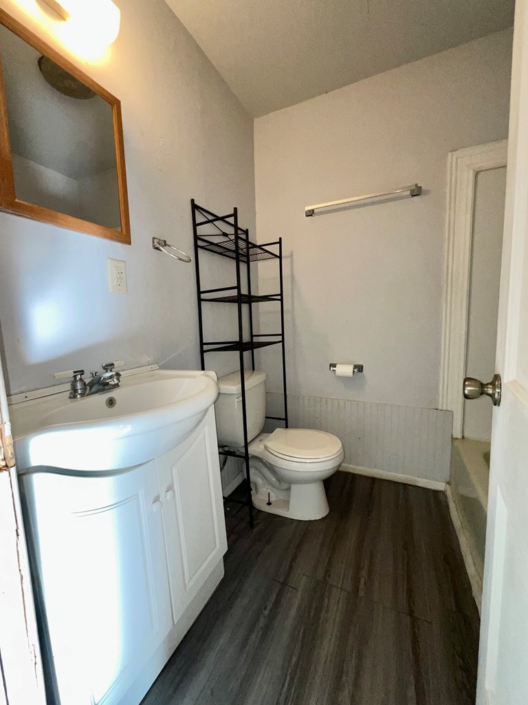 709 Jefferson Property Photo 10